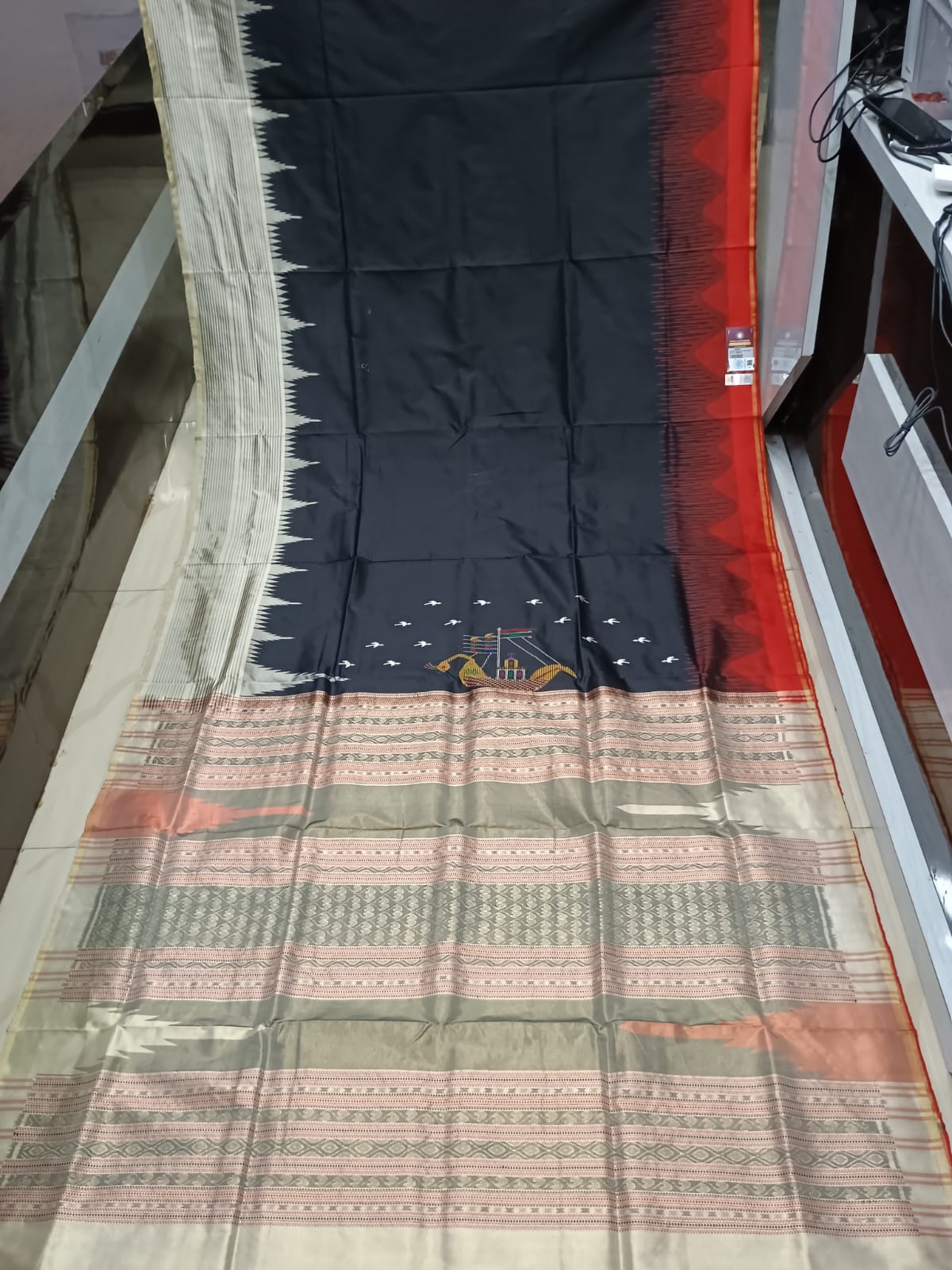 Black Ganga Jamuna Border Waves Phoda Kumbha Sambalpuri Silk Saree