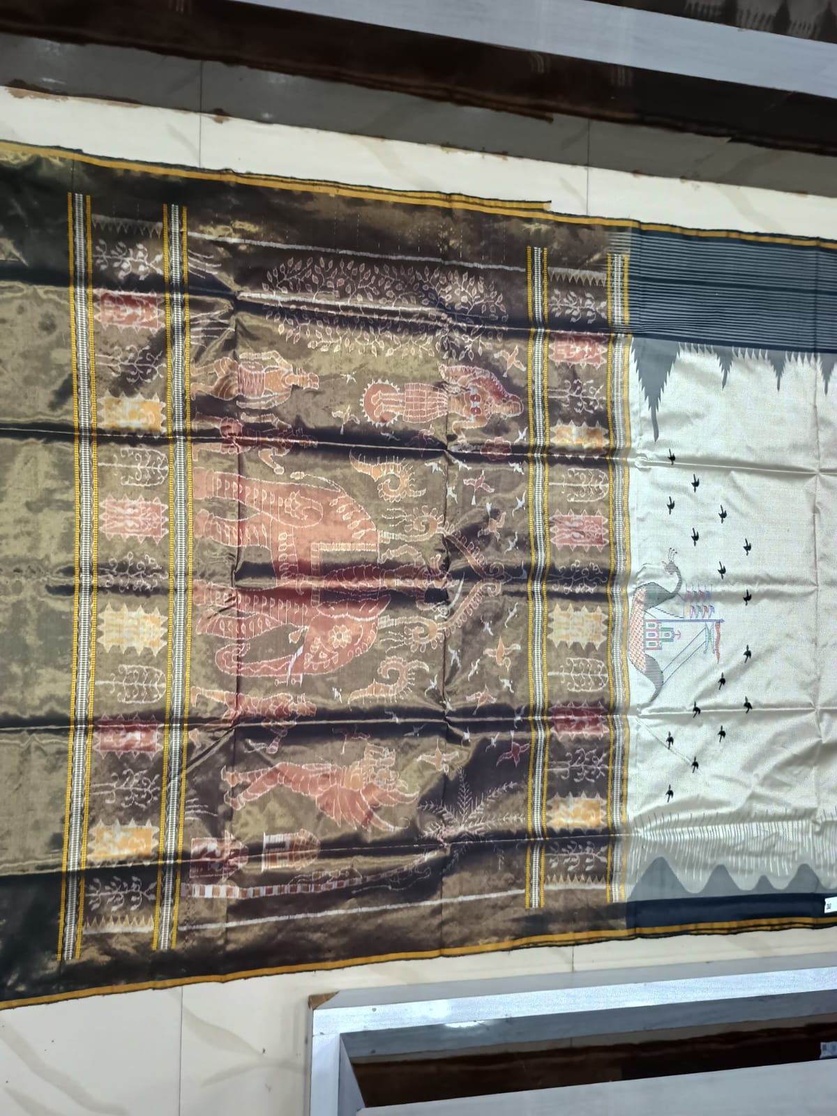 Off White Black Waves Phoda Kumbha Sambalpuri Silk Saree