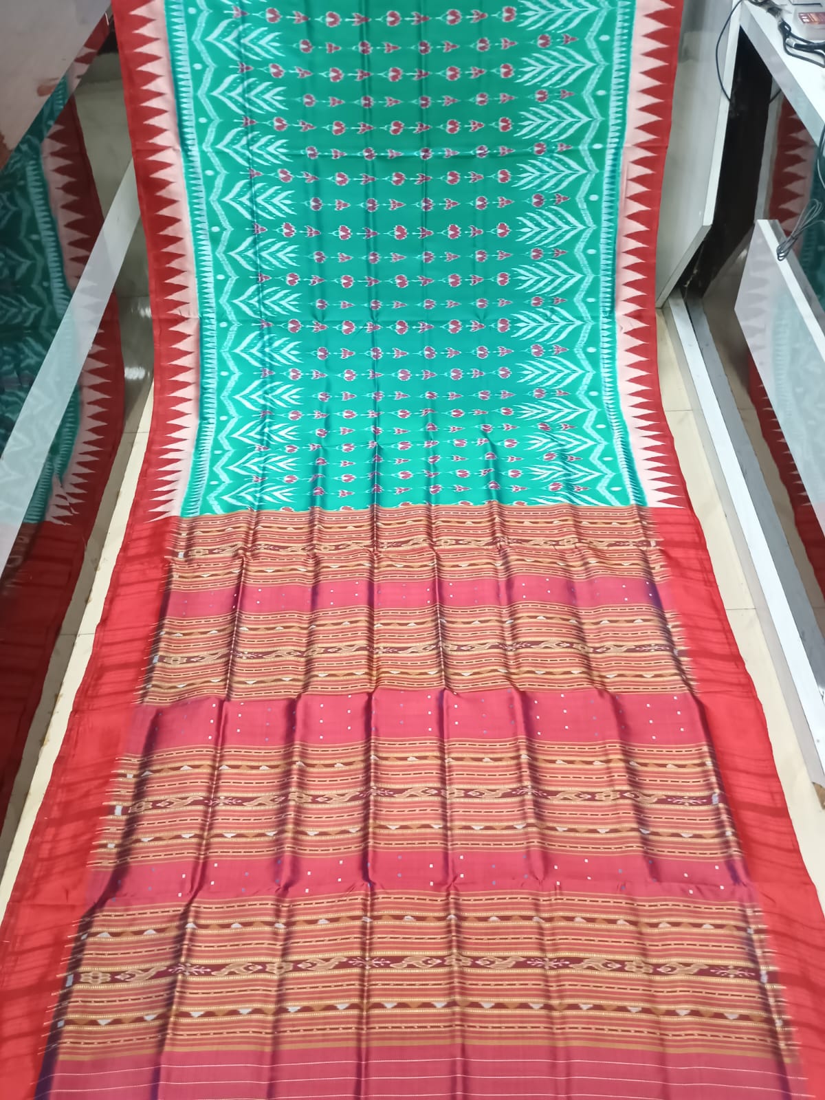 Sea Green Red Tree Design Mulberry Silk Saree