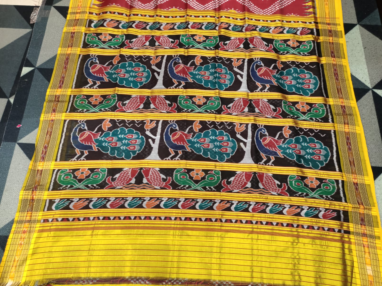 Maroon Yellow Tarabali Design Khandua Silk Saree