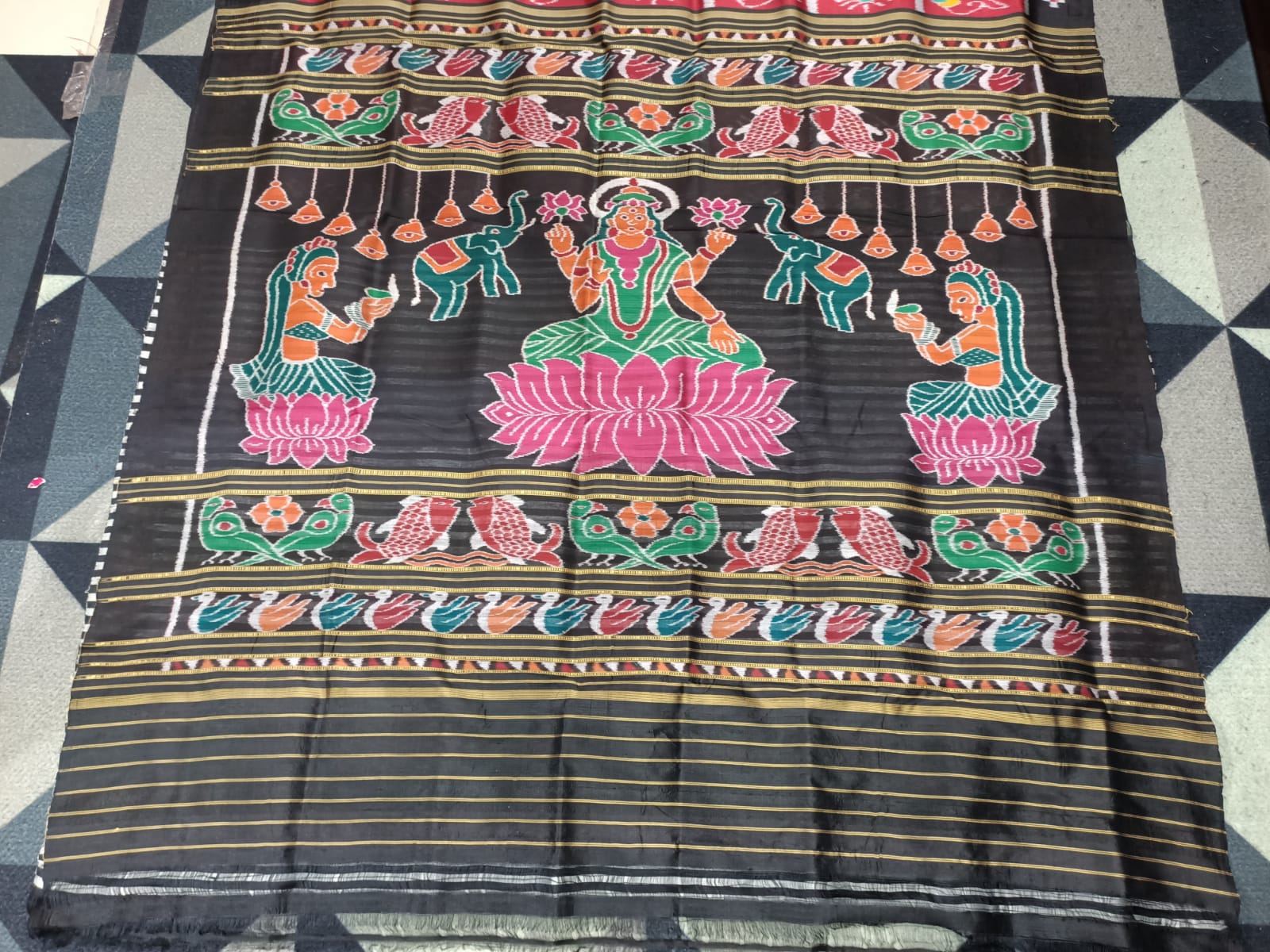 Maroon Black Sankha Design Khandua Silk Saree