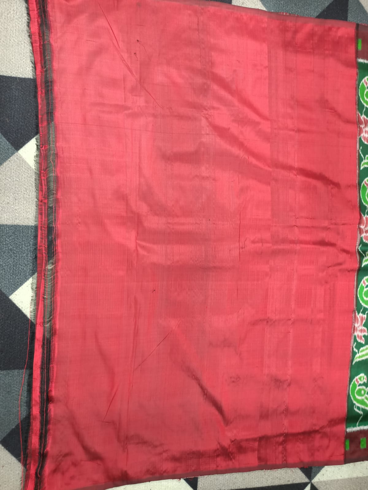 Green Maroon Lotus Parrot Design Mulberry Silk Saree