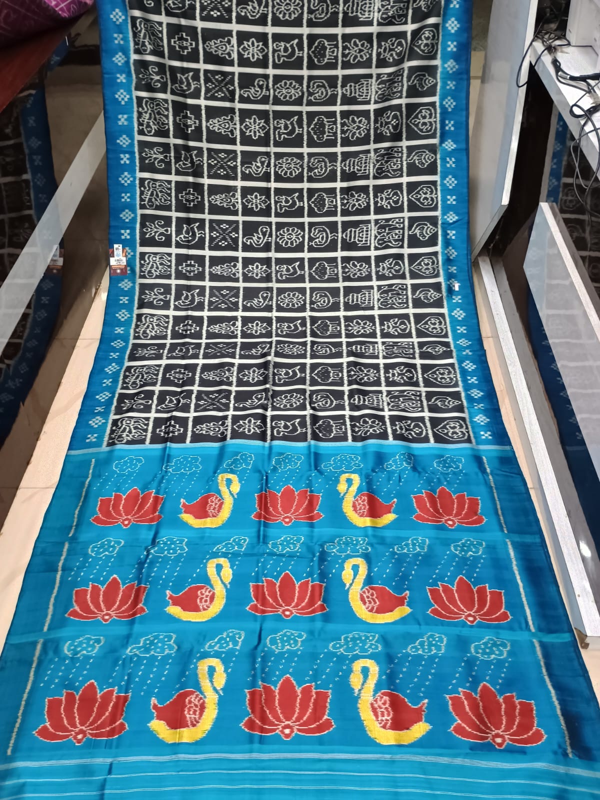 Black Copper Sulphate Nabakothi Design Mulberry Silk Saree