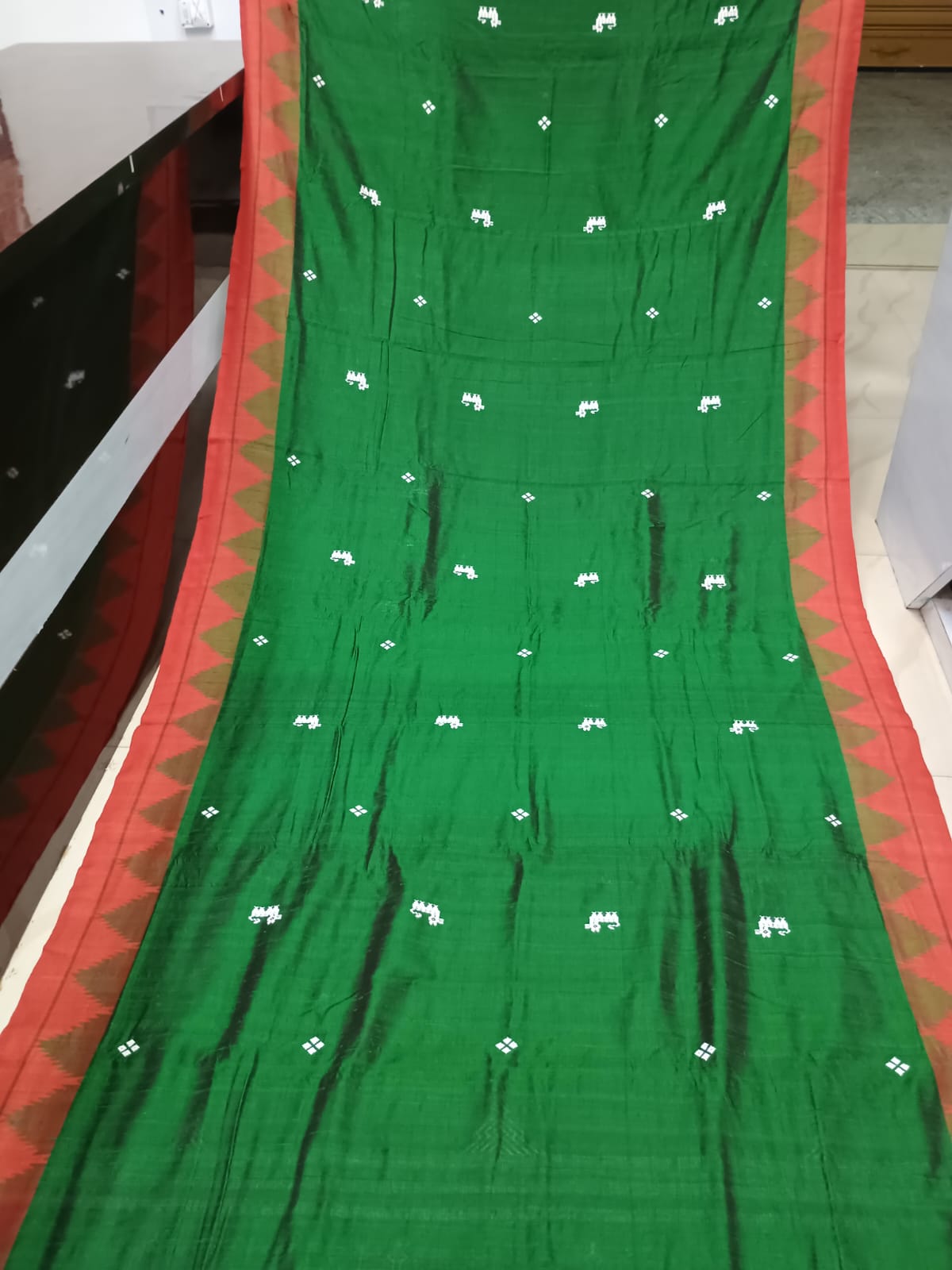 Green Red Plain Border Odisha Handloom Kotpad Tussar Saree