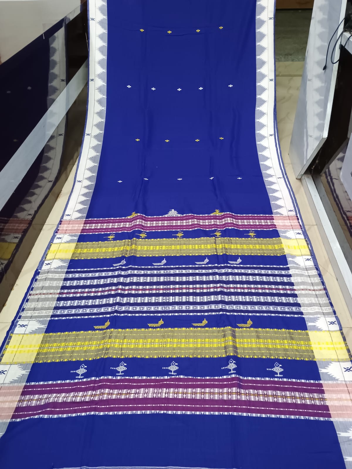 Blue White Plain Kumbha Border Odisha Handloom Kotpad Cotton Saree