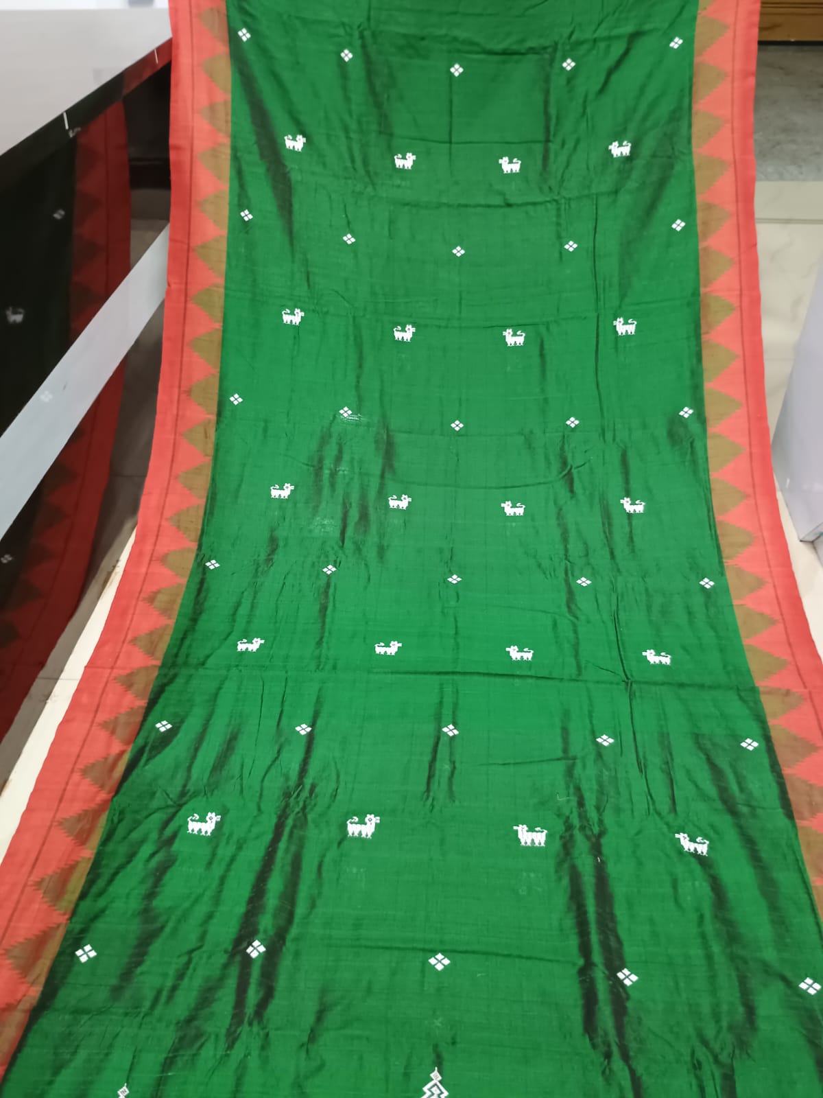 Green Red Plain Border Odisha Handloom Kotpad Tussar Saree