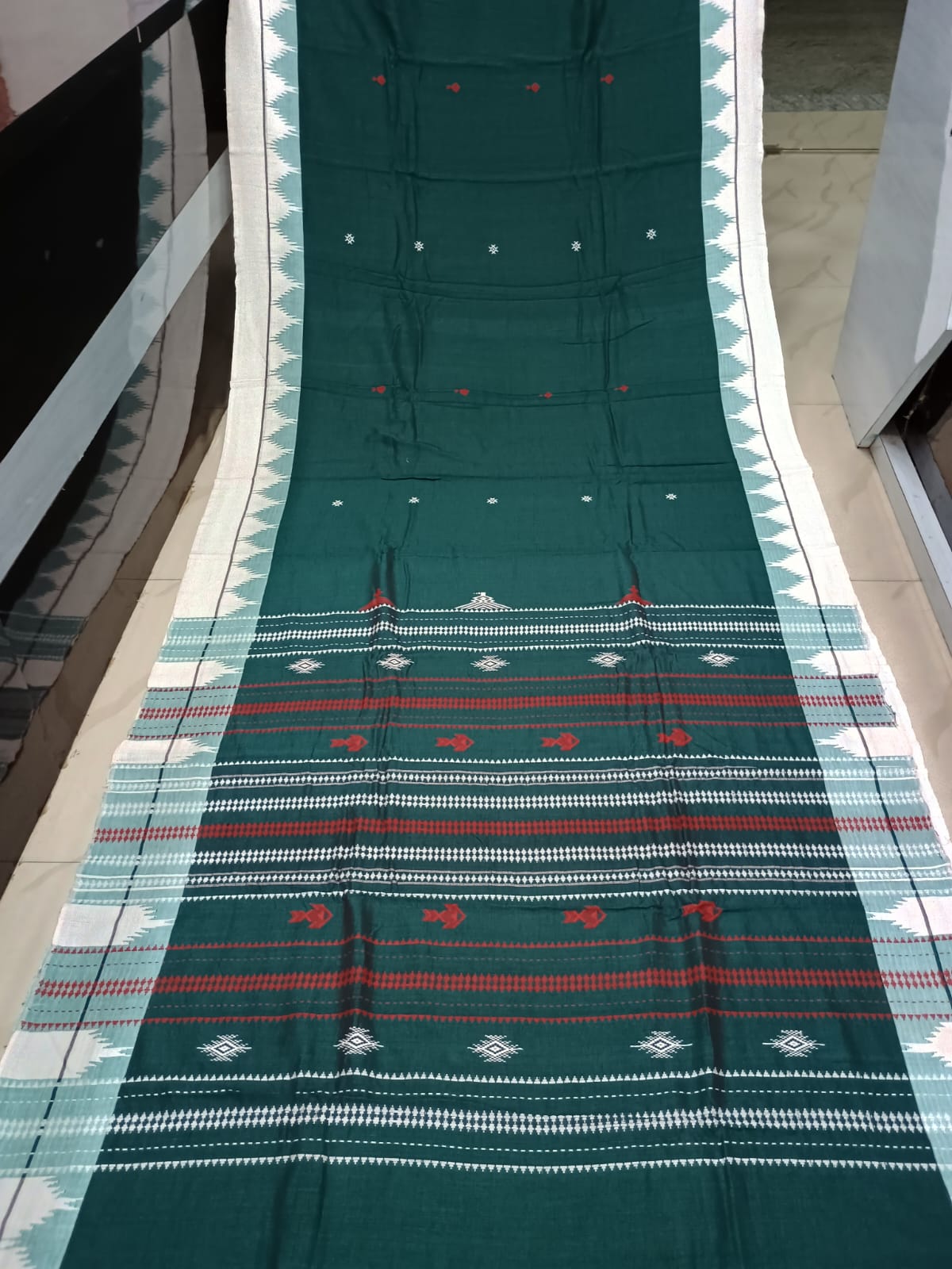 Teal Green White Plain Kumbha Border Odisha Handloom Kotpad Cotton Saree