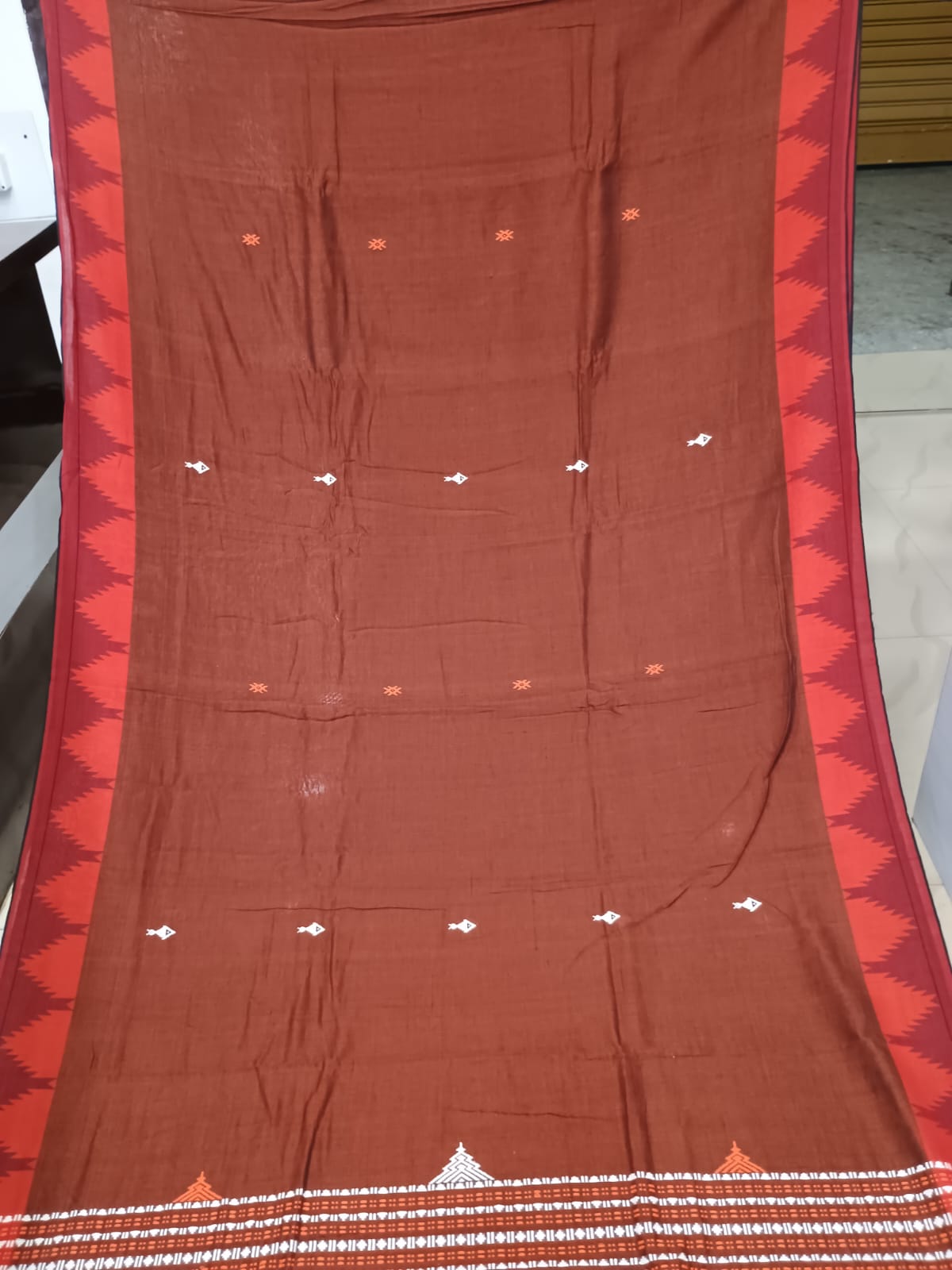 Brown Red Plain Kumbha Border Odisha Handloom Kotpad Cotton Saree