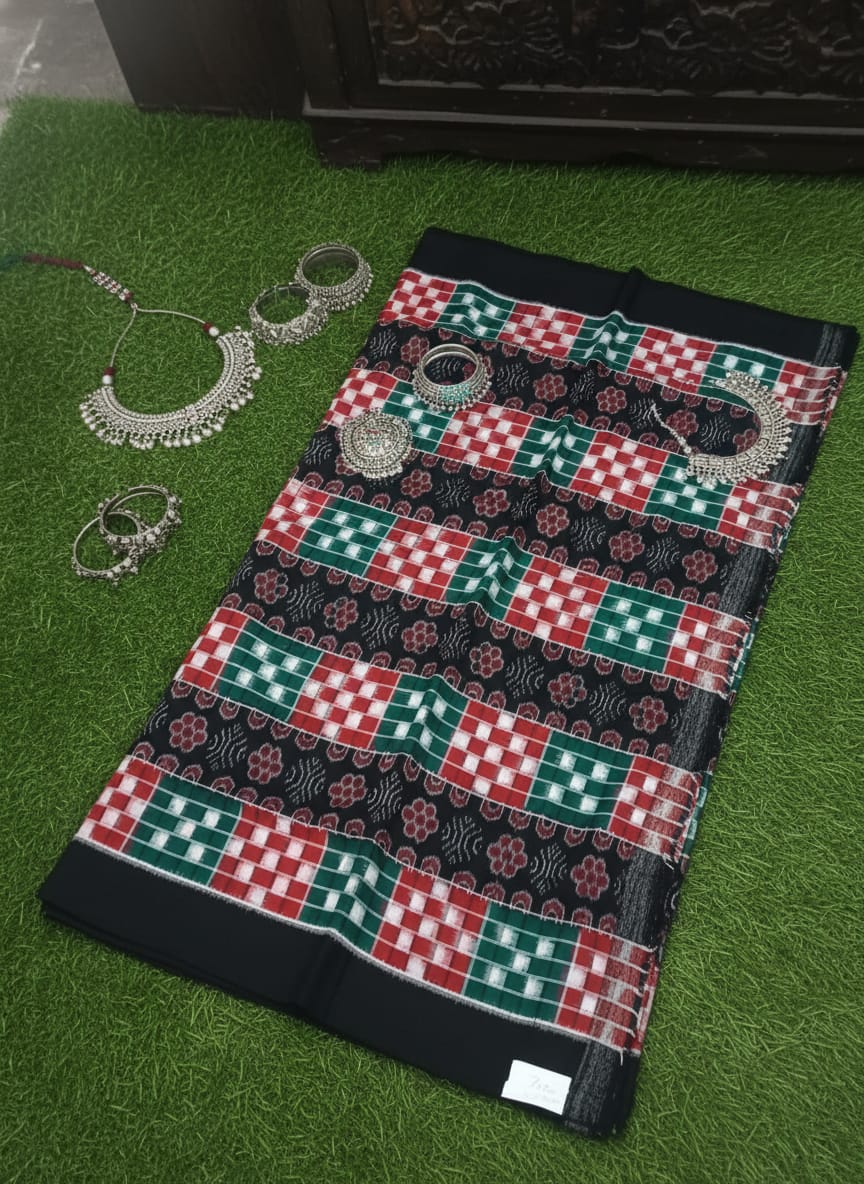Black Red White Pasapali And Flower Ikat Design Sambalpuri Fabrics