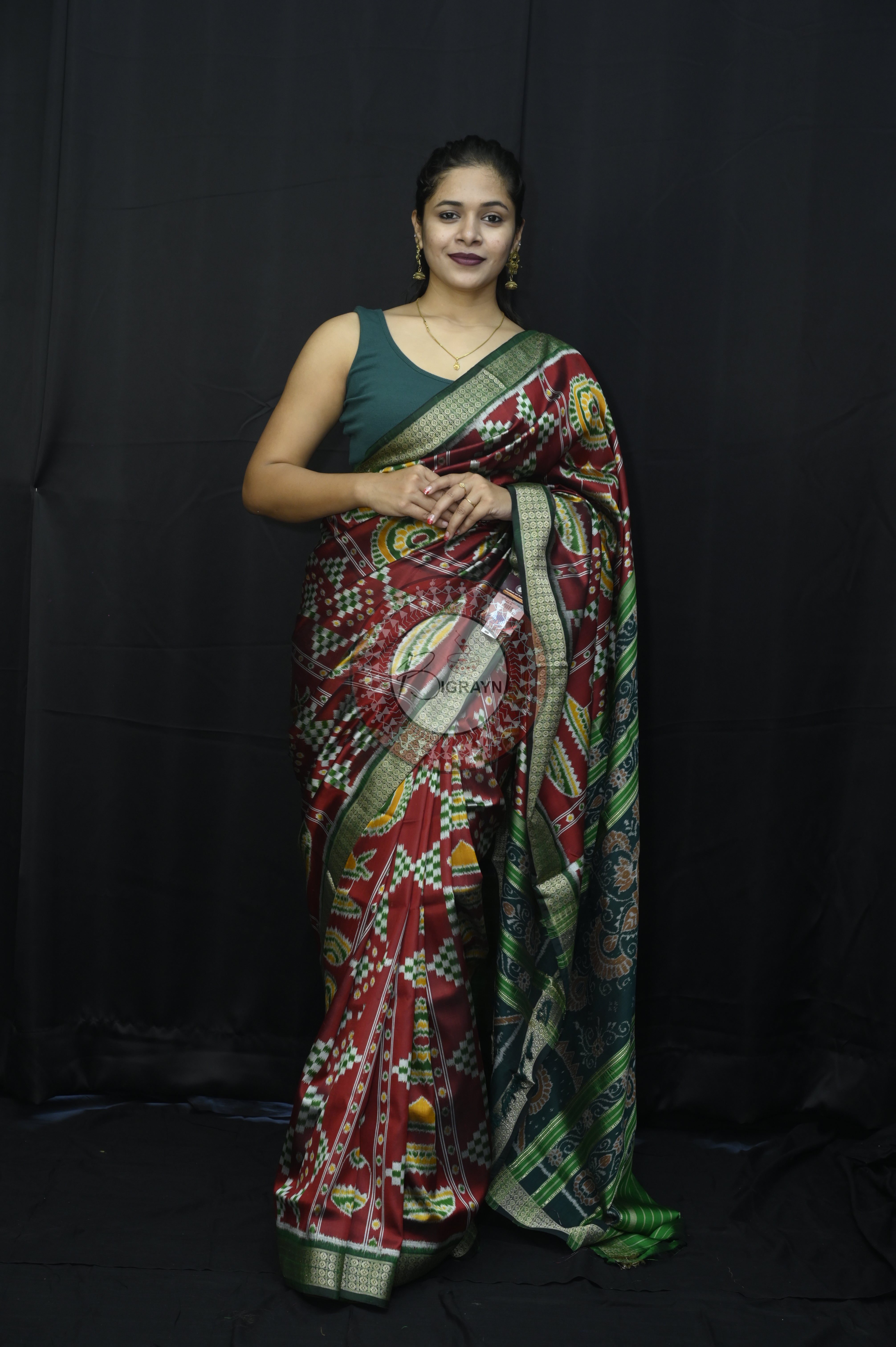 Maroon Green Pasapali And Kalashi Mulberry Silk Saree