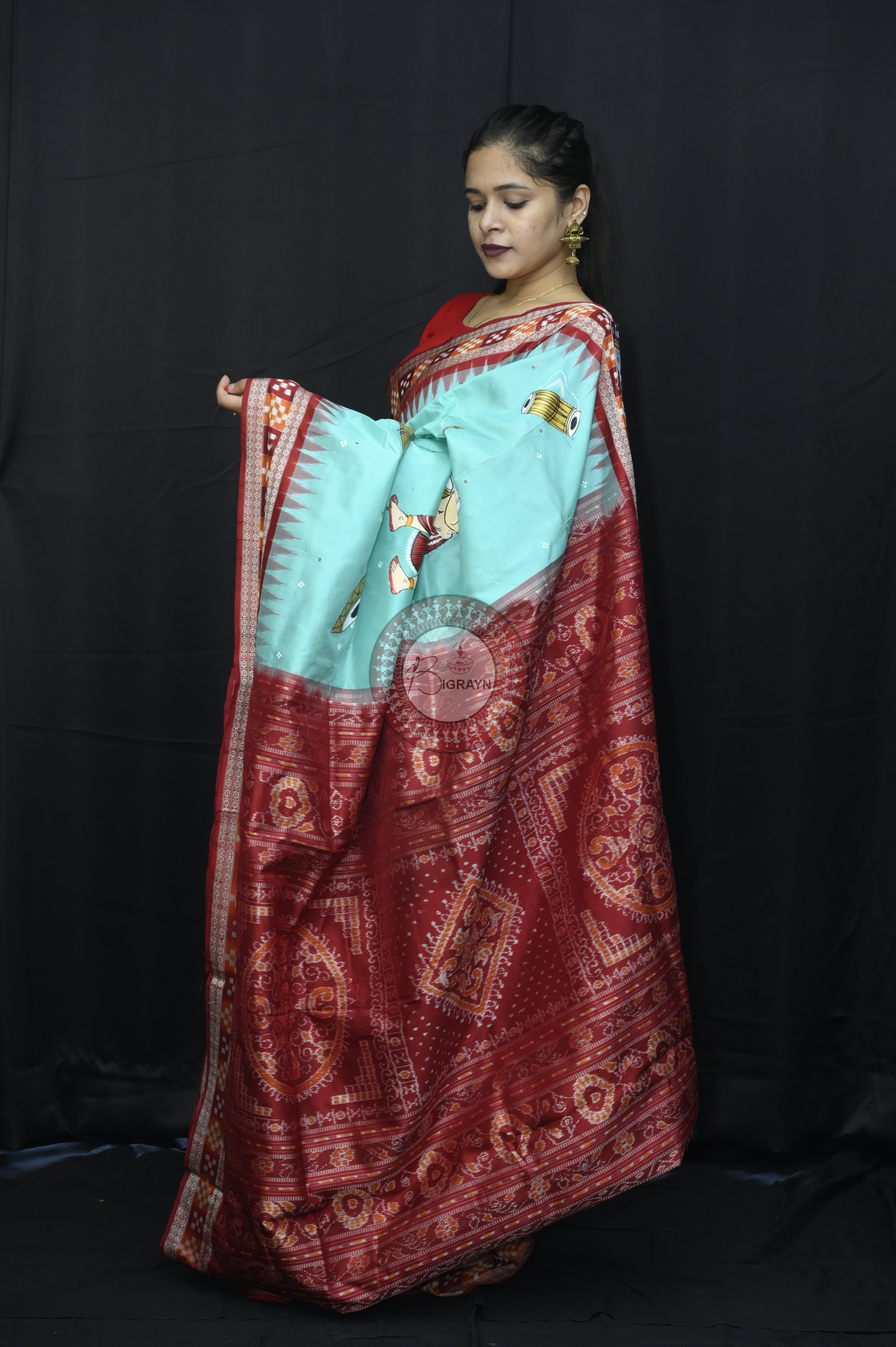 Sky Maroon Full Body Dancer Theme Pattachitra Sambalpuri Sakta Border Silk Saree