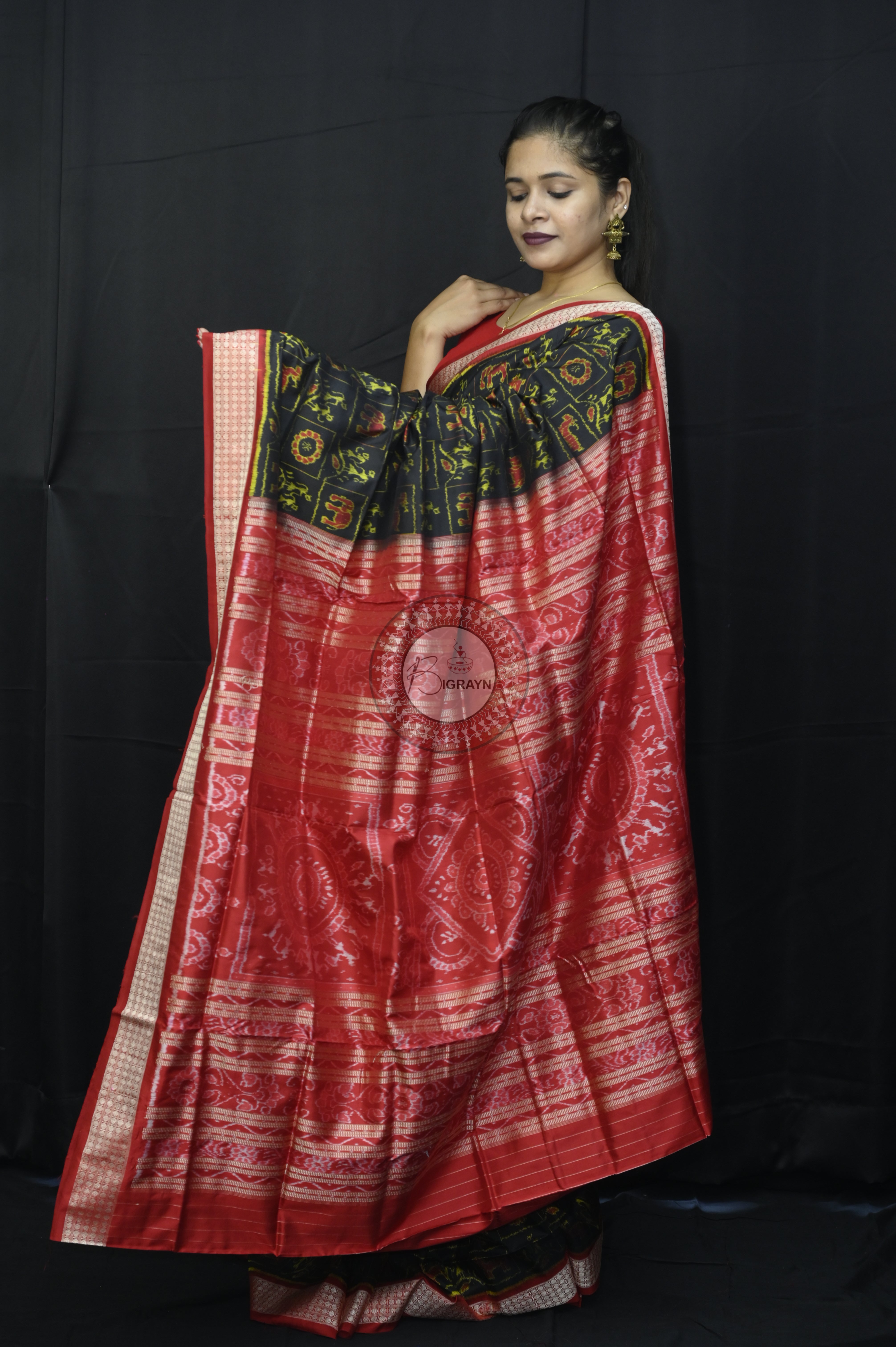 Black Red Tribal And Animal Sambalpuri Silk Saree