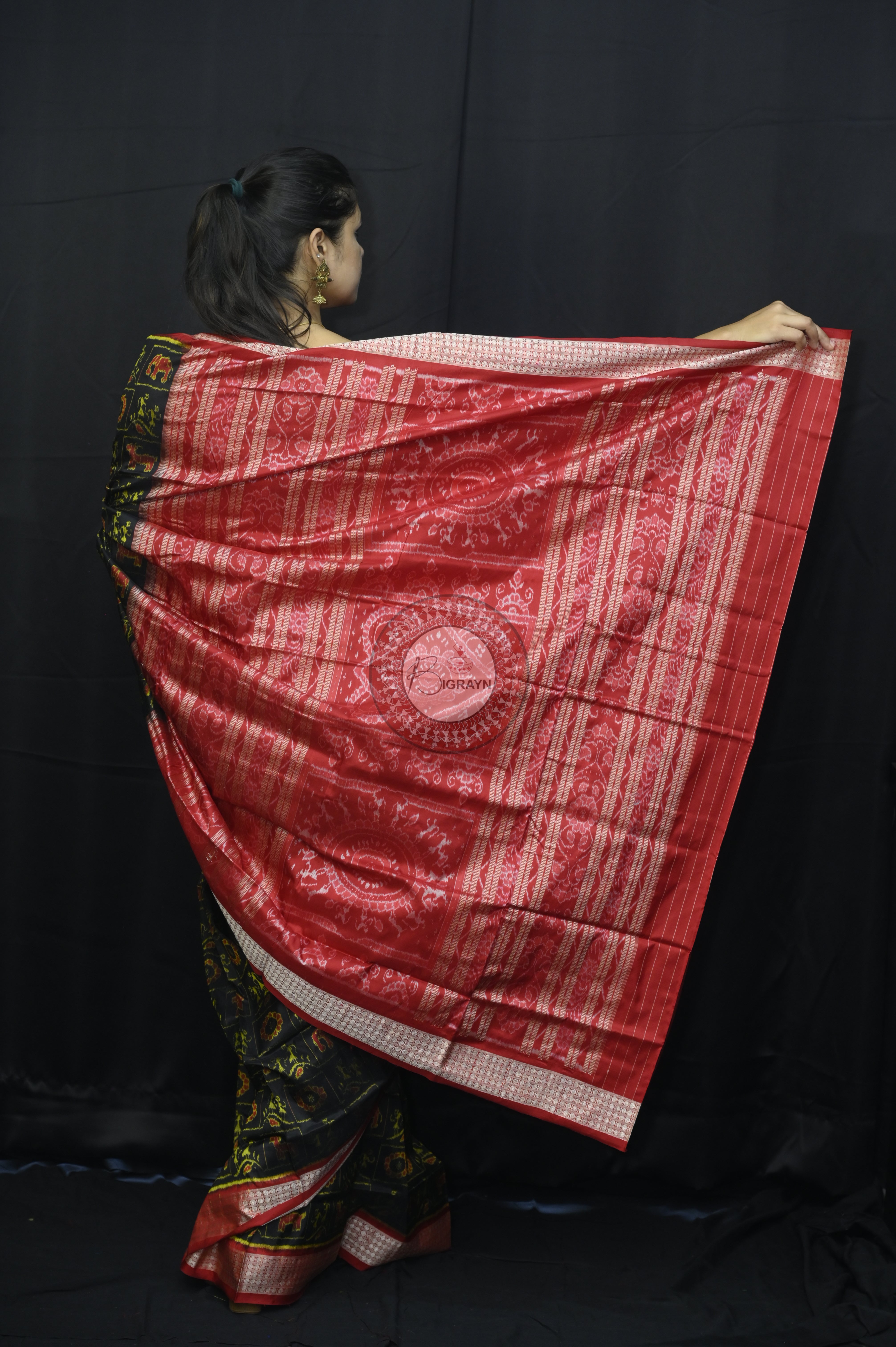 Black Red Tribal And Animal Sambalpuri Silk Saree