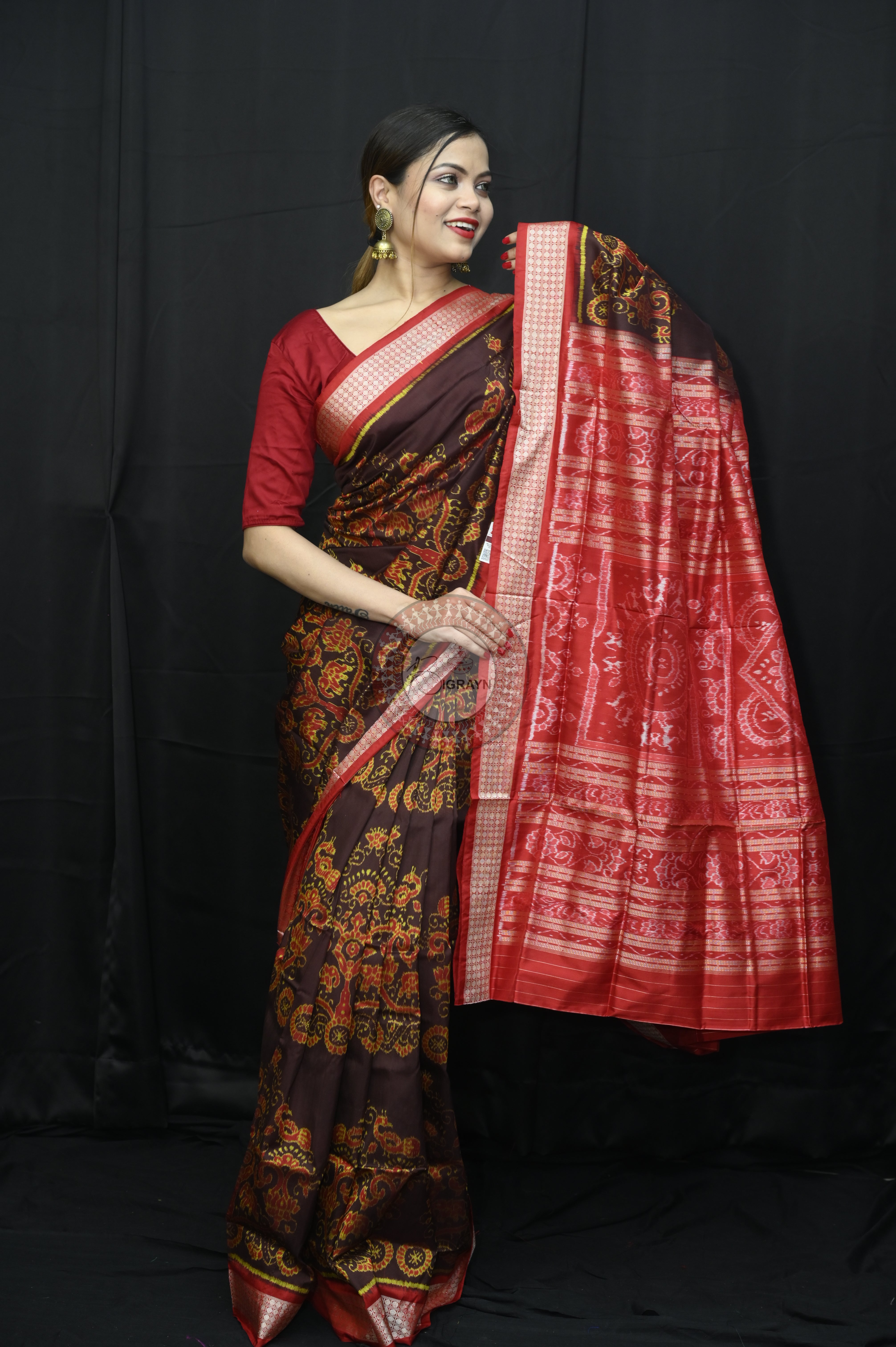 Coffee Red Jhoti Design Sambalpuri Silk Saree