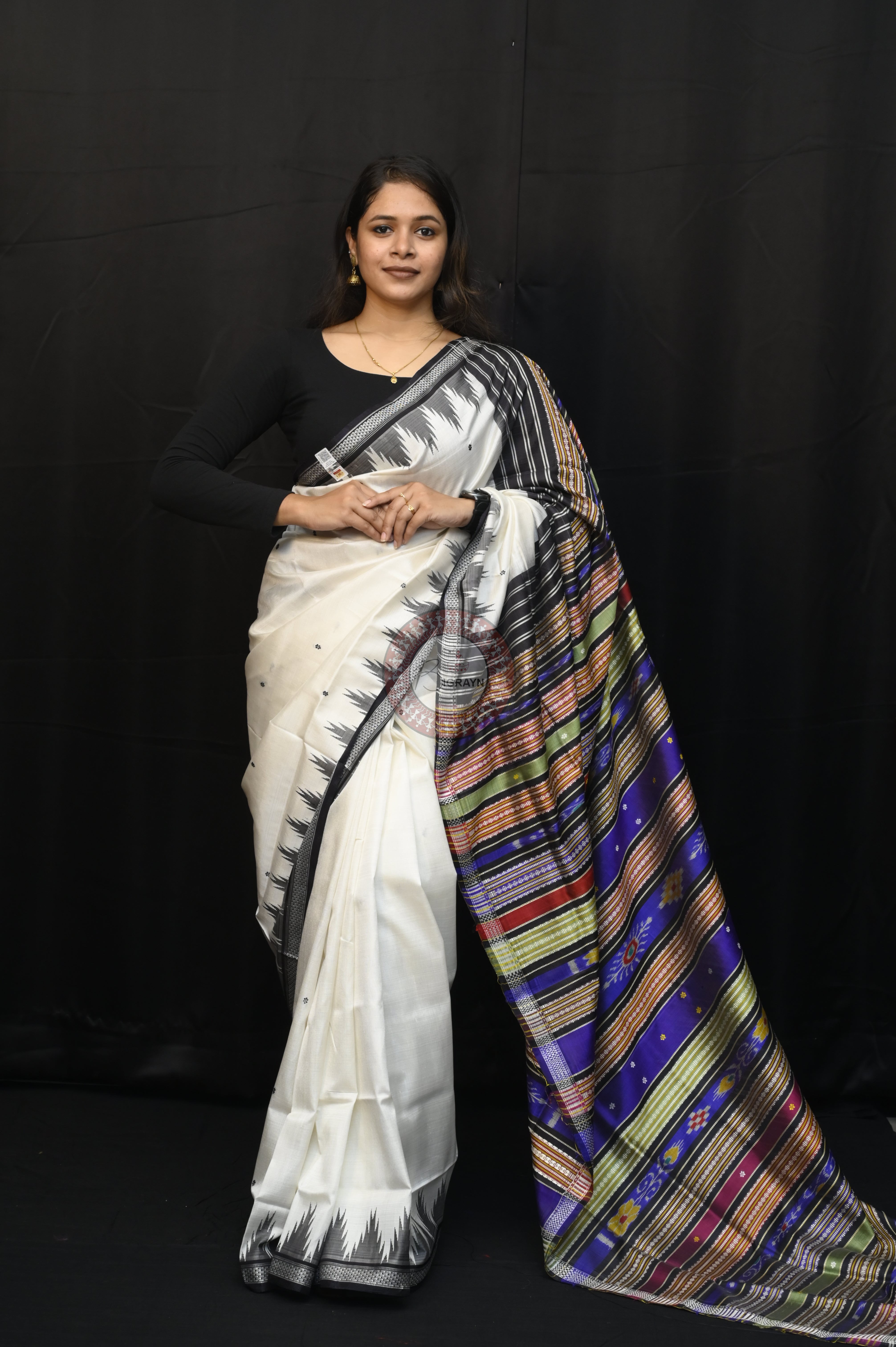 White Black Double Animal Anchal Berhampuri Silk Saree