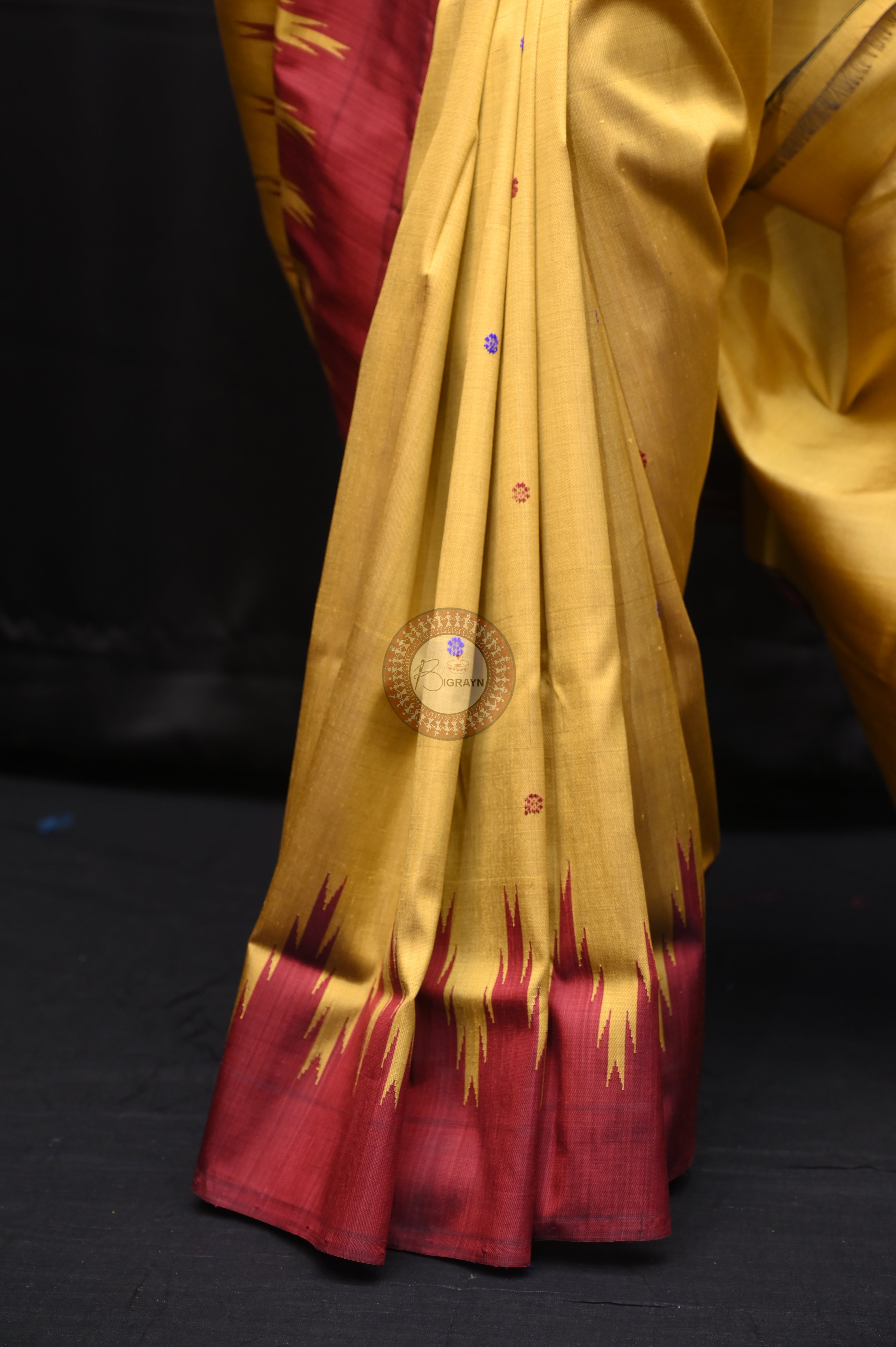 Golden Ganga Jamuna Border Double Anchal Berhampuri Silk Saree