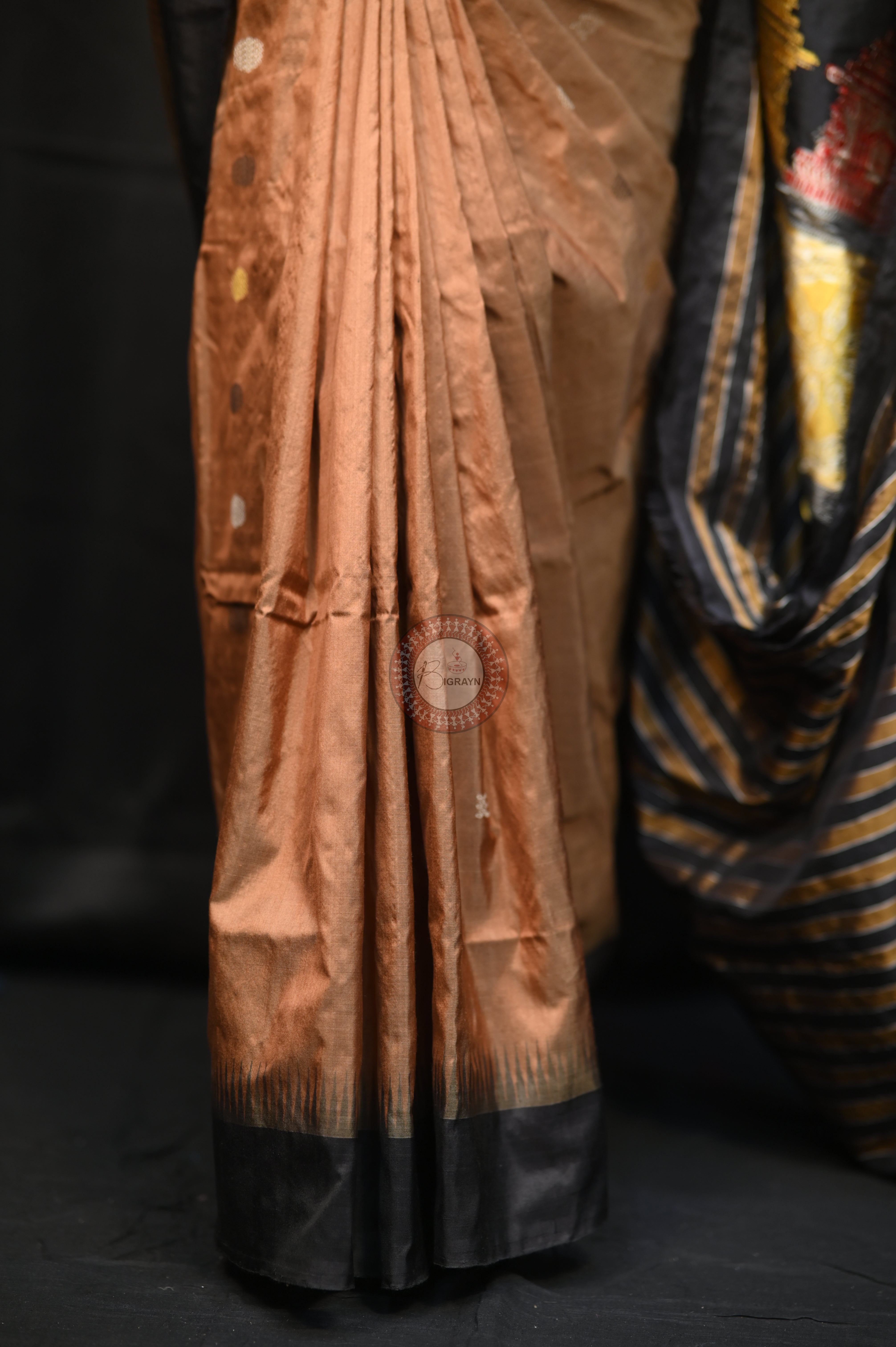 Brown Black Konark Temple Chakra Sambalpuri Exclusive Silk Saree