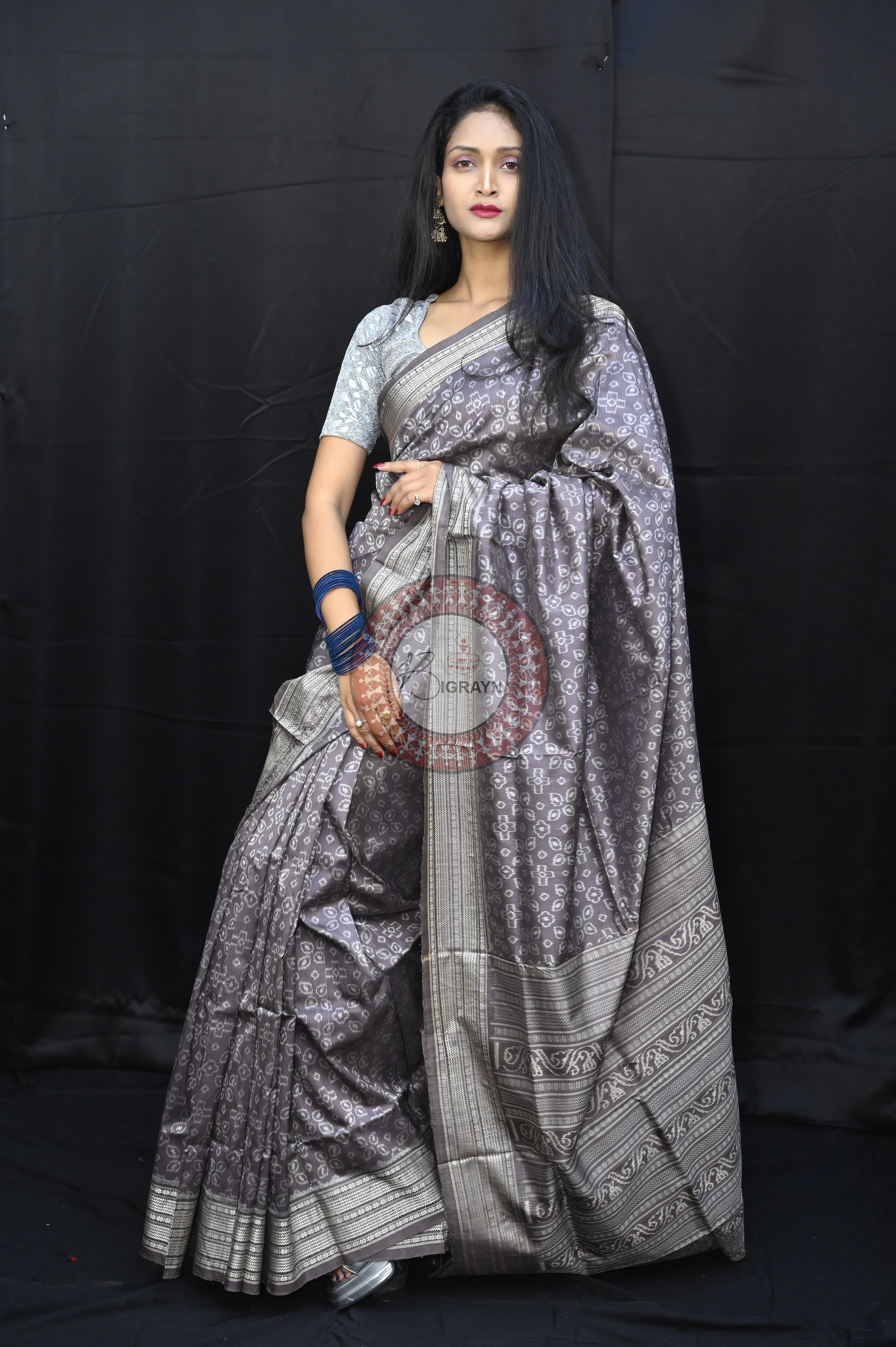 Light Grey Mini Pasapali Flower Design Natural Dye Sambalpuri Silk Saree