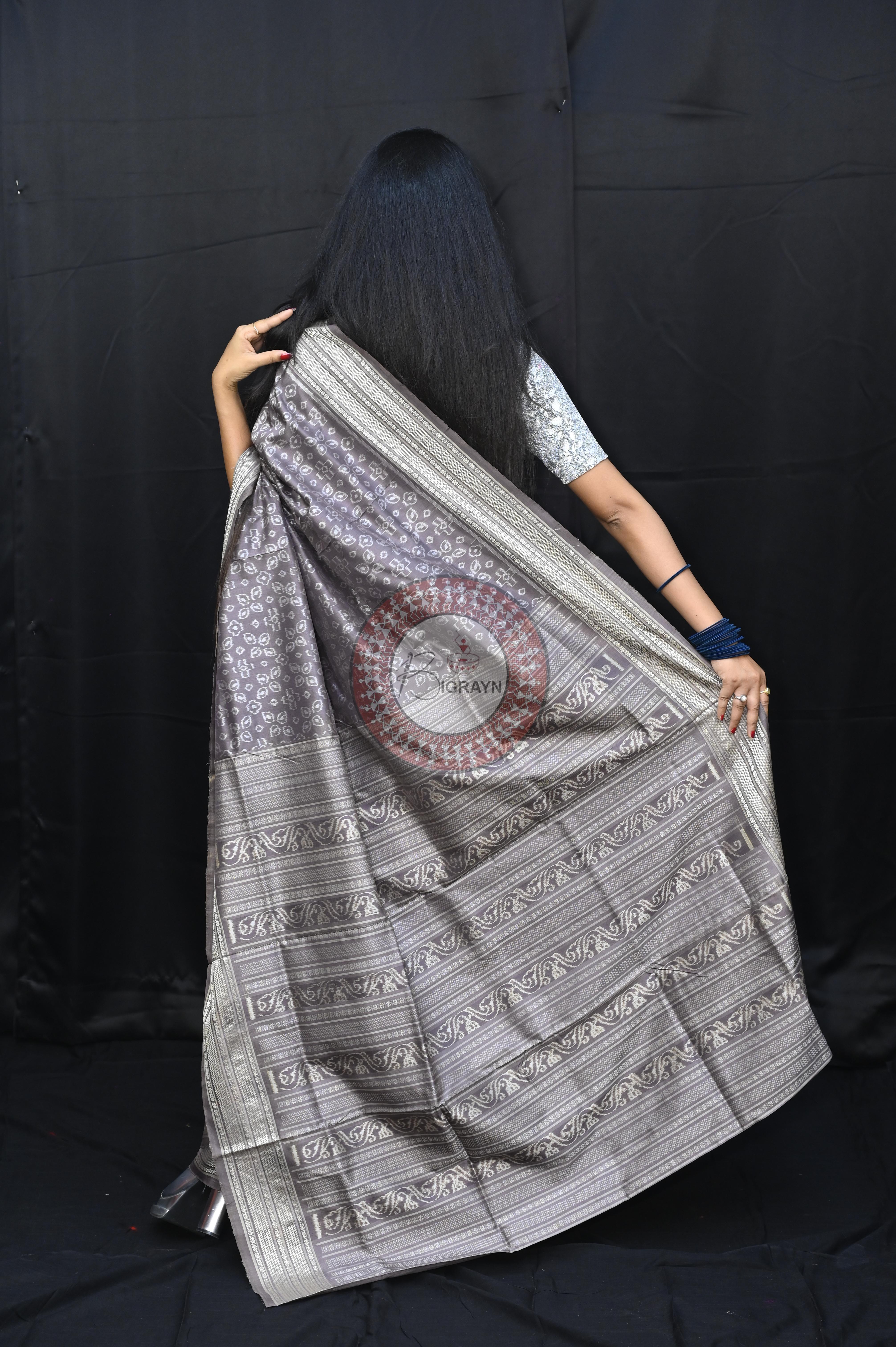 Light Grey Mini Pasapali Flower Design Natural Dye Sambalpuri Silk Saree