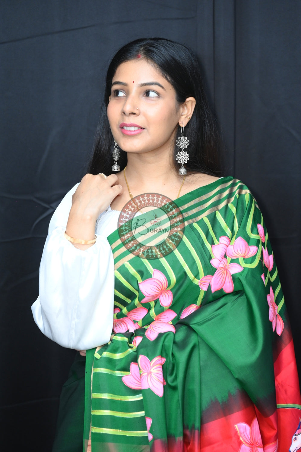 Green Red Krishna Pichwai Pattachitra Silk Saree