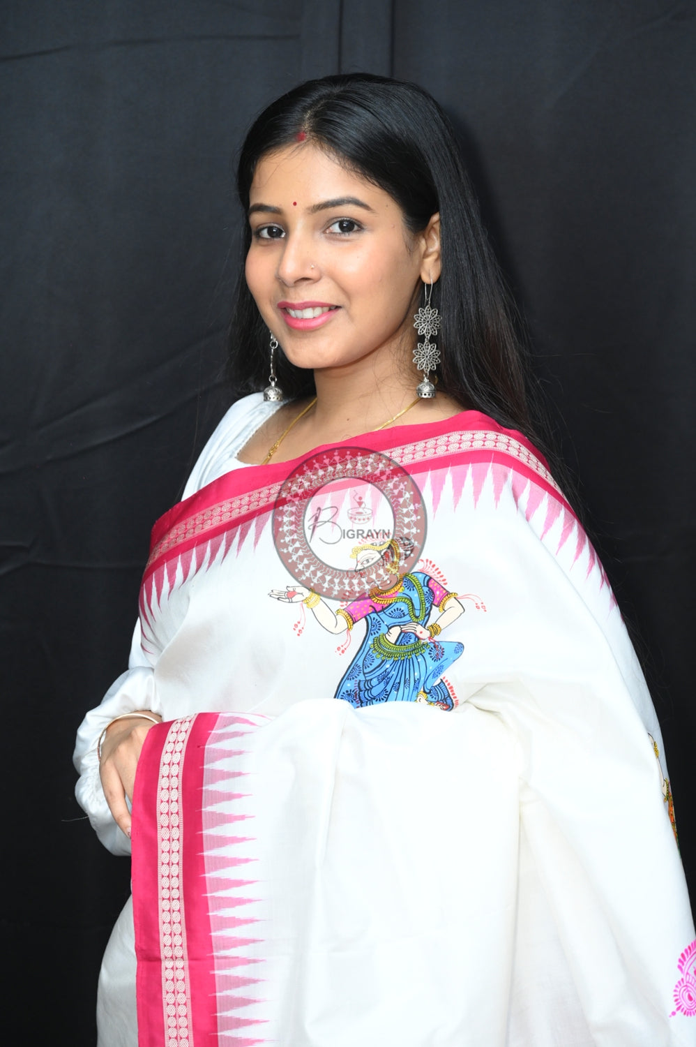 White Magenta Kandarpa Boita Sambalpuri Silk Pattachitra Saree