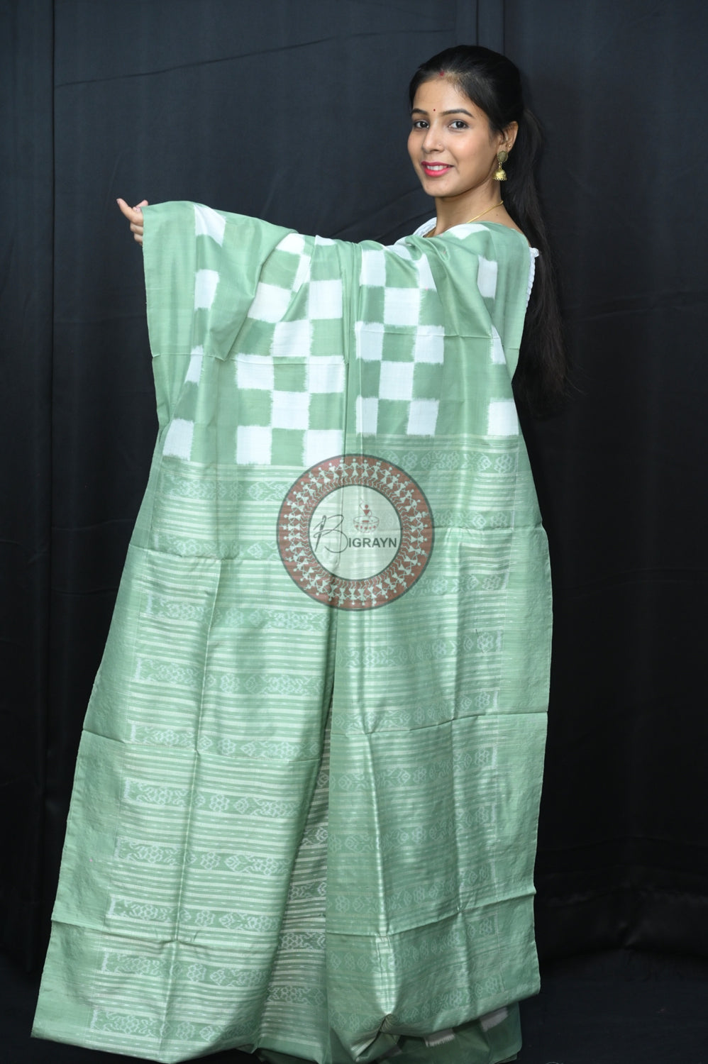Mint White Pasapali Natural Dye Silk Saree