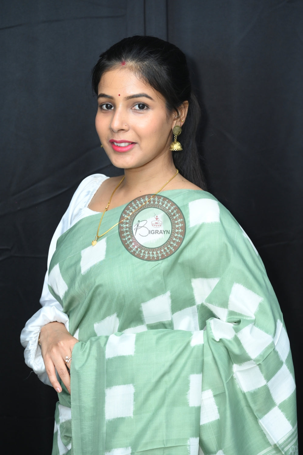 Mint White Pasapali Natural Dye Silk Saree