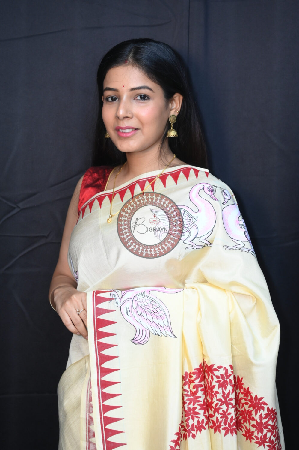Cream Radha Krishna & Swans Pattachitra Silk Saree