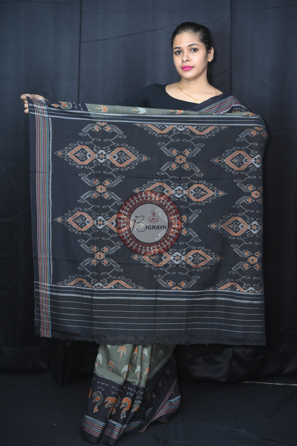Mehndi Black Boita Khandua Cotton Saree