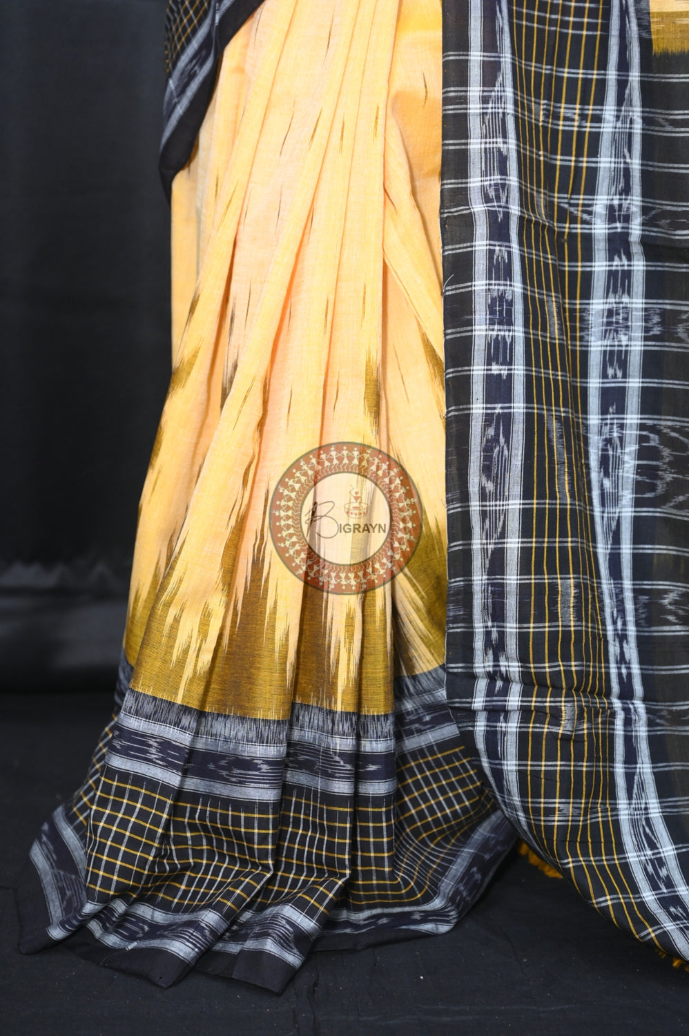 Cream Yellow Daali Scott Khandua Cotton Saree