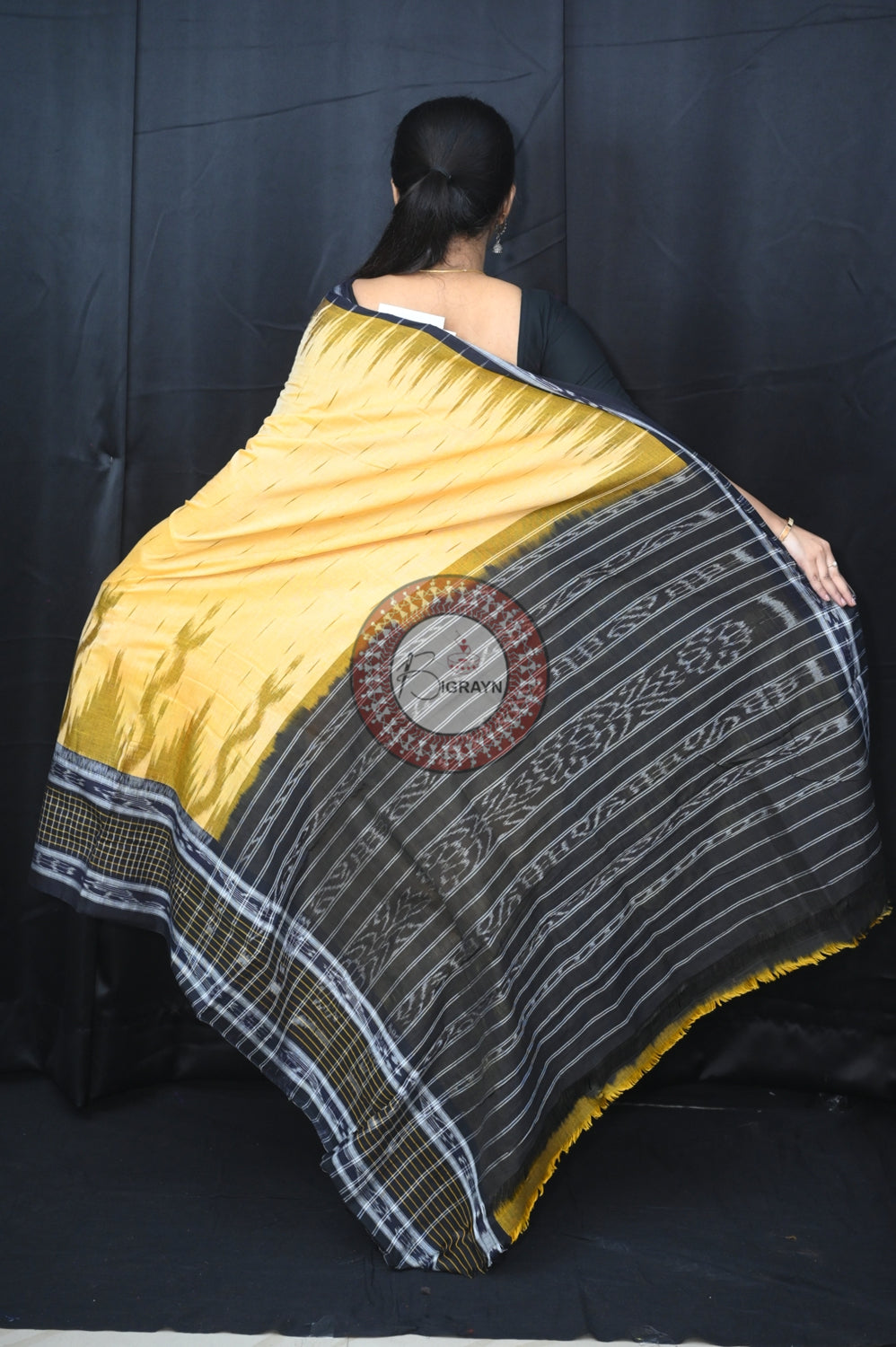 Cream Yellow Daali Scott Khandua Cotton Saree