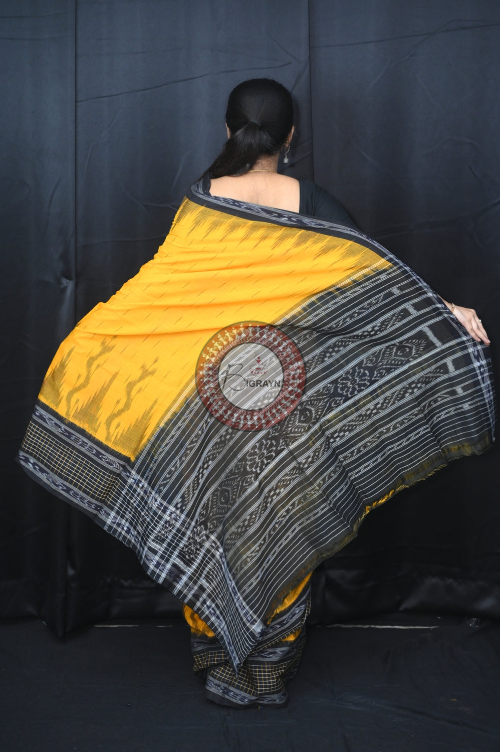 Yellow Black Daali Scott Khandua Cotton Saree
