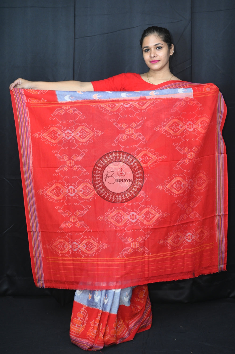 Grey Red Boita Khandua Cotton Saree