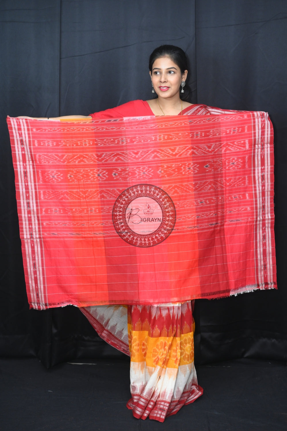 White Yellow Maroon 7D Khandua Cotton Saree