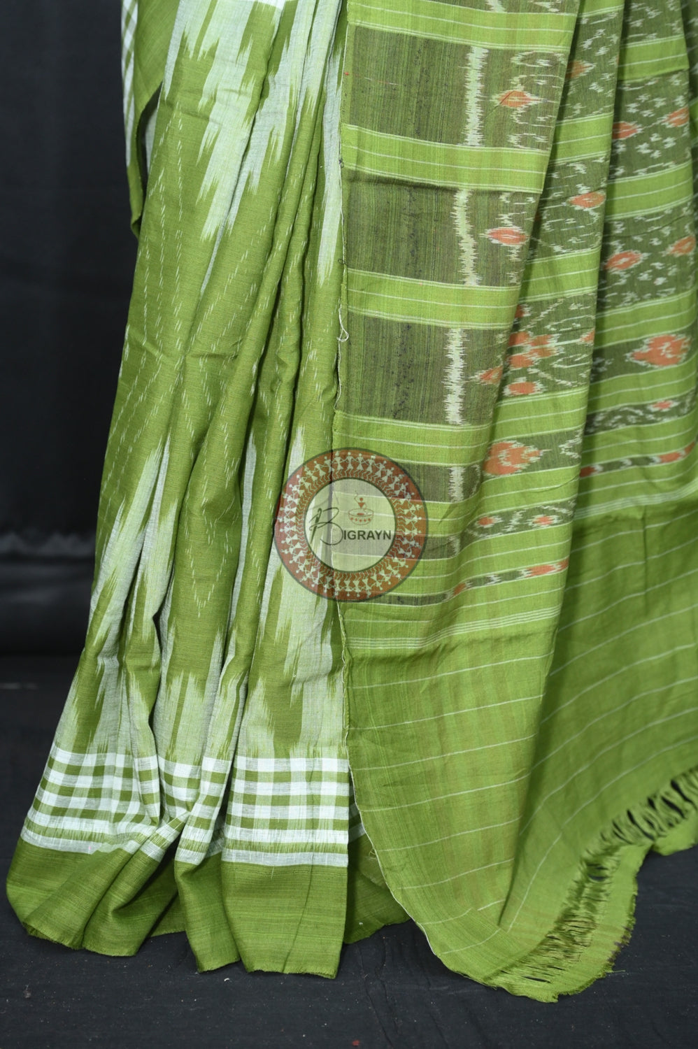 White Mehndi 5D Designer Khandua Cotton Saree