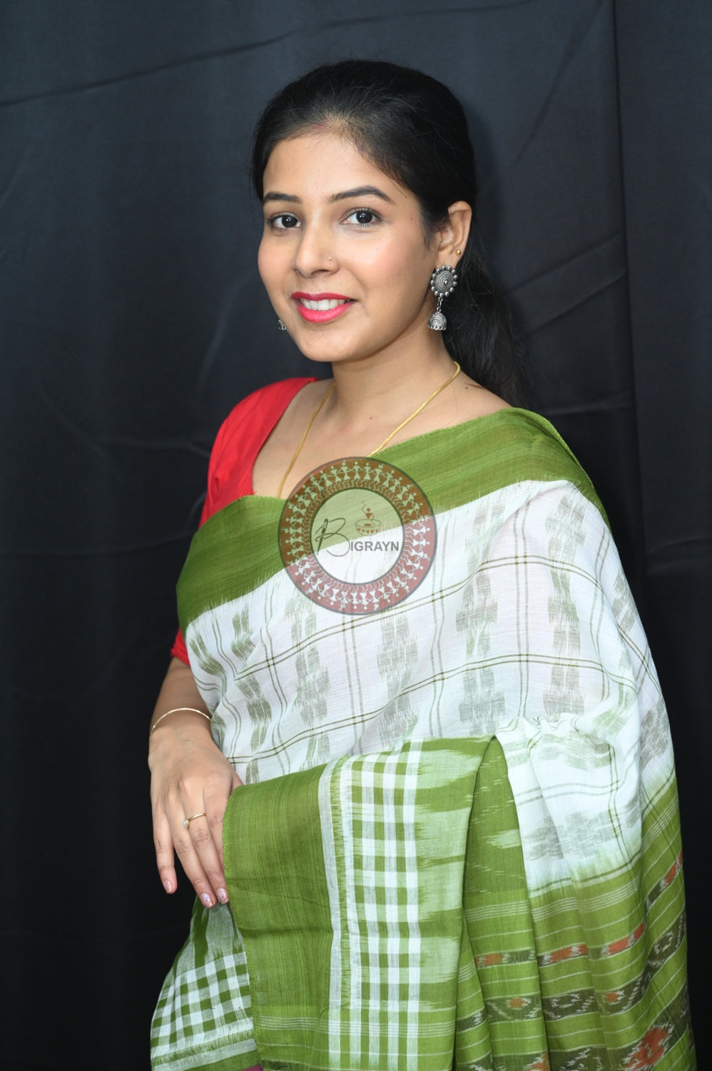 White Mehndi 5D Designer Khandua Cotton Saree