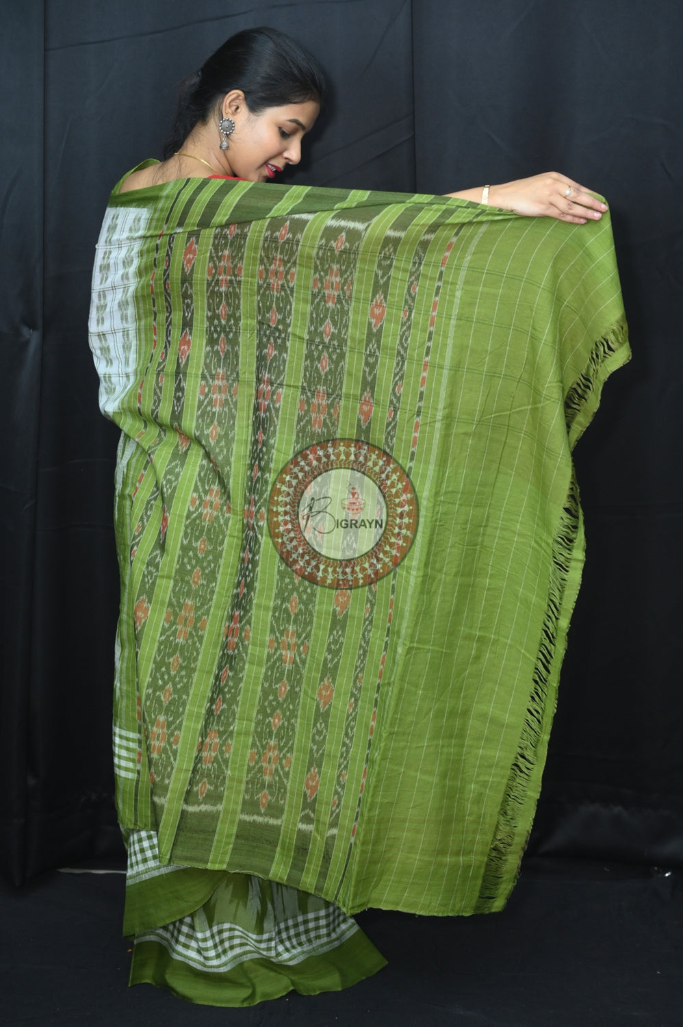 White Mehndi 5D Designer Khandua Cotton Saree