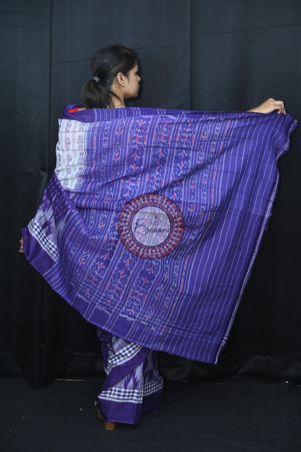 White Violet Scot Kargil Khandua Cotton Saree