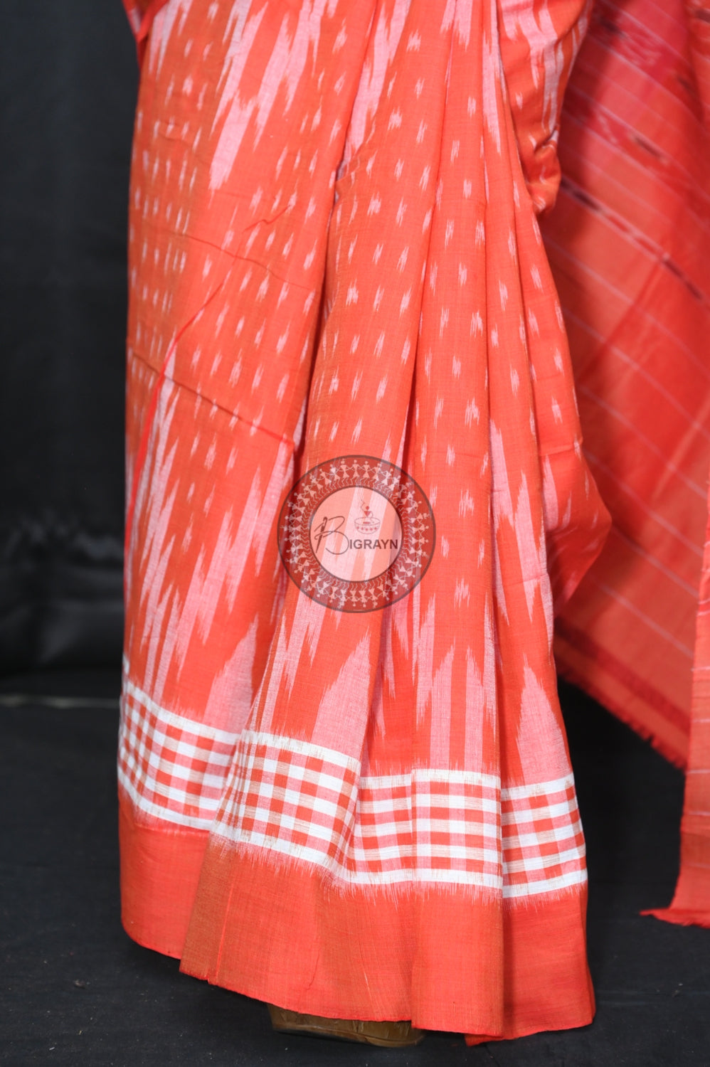 White Brick Red Scot Kargil Khandua Cotton Saree