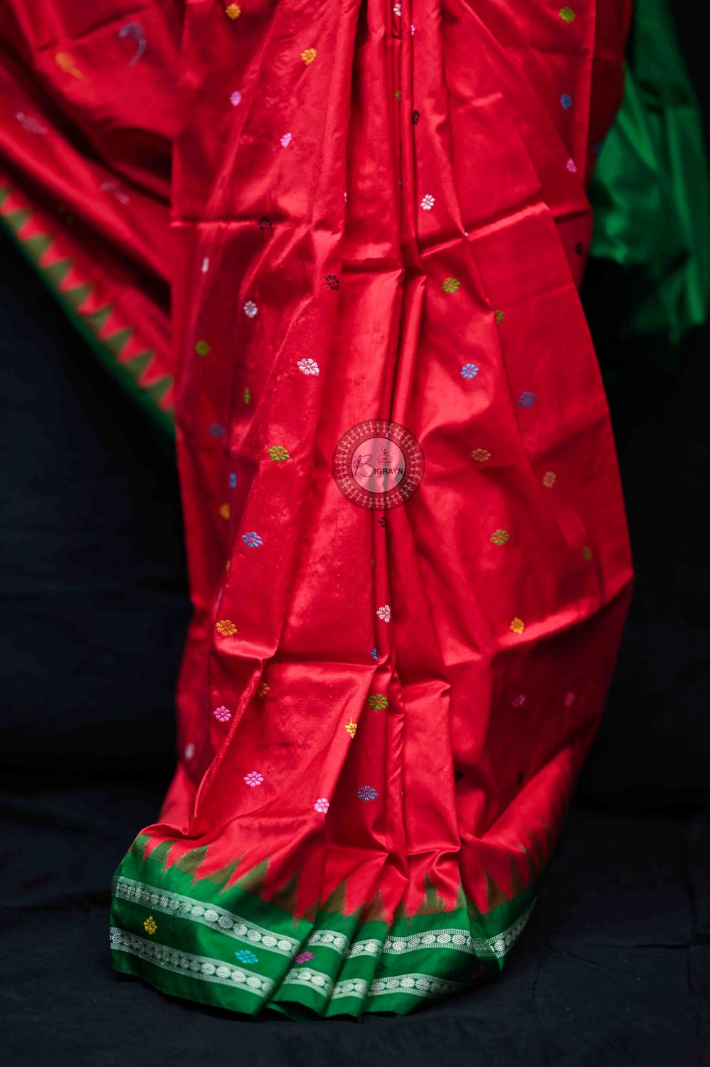Red Green Dolabedi Silk Saree