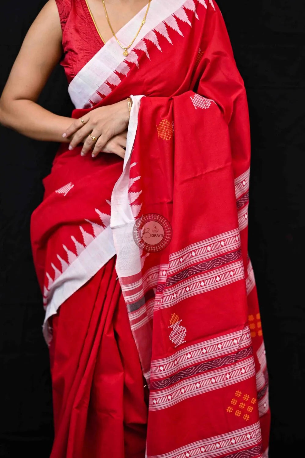 Red White Kalashi Kotpad cotton Sarees