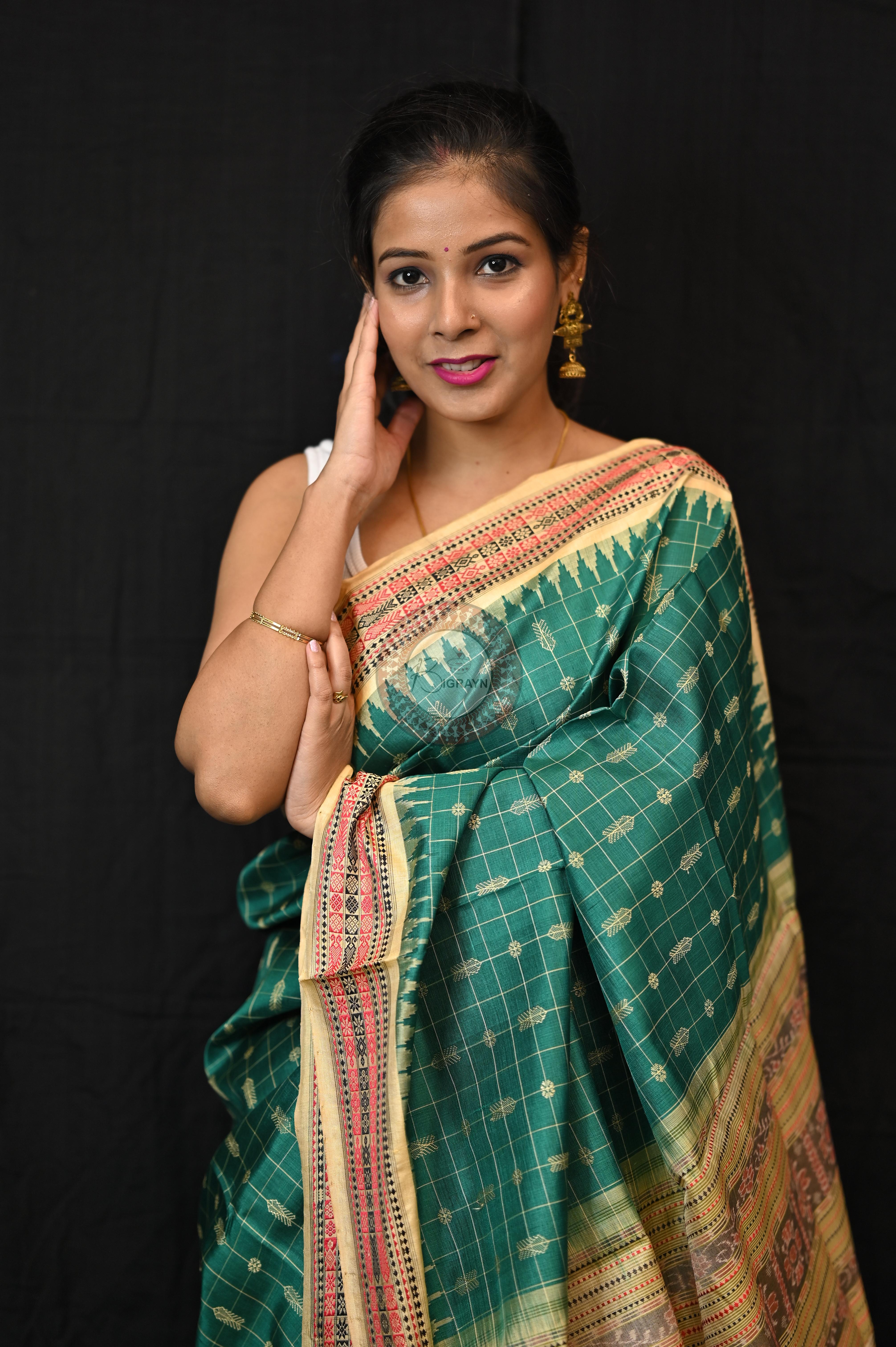 "Odisha Handloom Hazarbuti Bomkai Silk Saree with thousand buti motifs, intricate pallu design, and rich traditional craftsmanship"