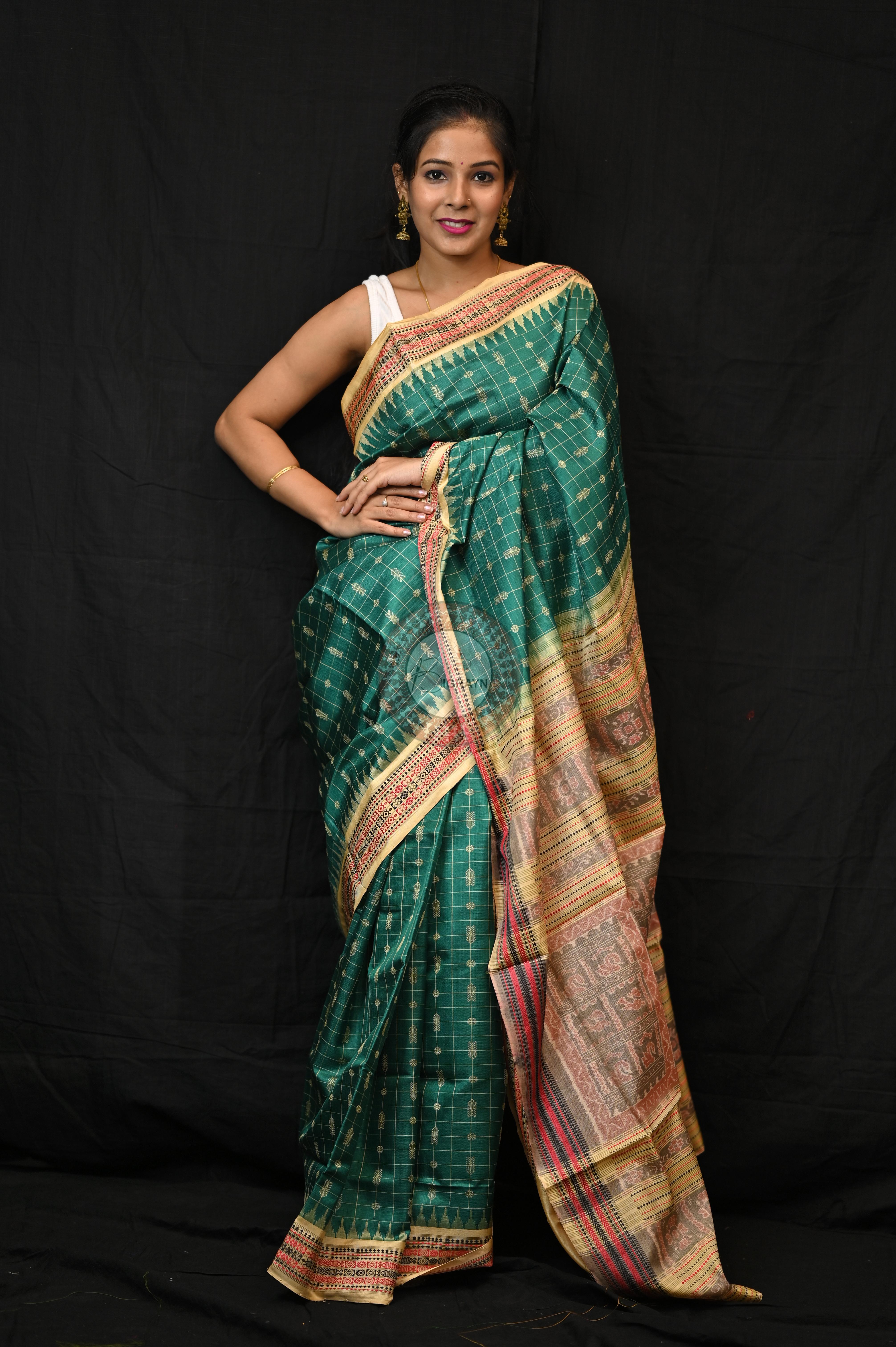 "Odisha Handloom Hazarbuti Bomkai Silk Saree with thousand buti motifs, intricate pallu design, and rich traditional craftsmanship"