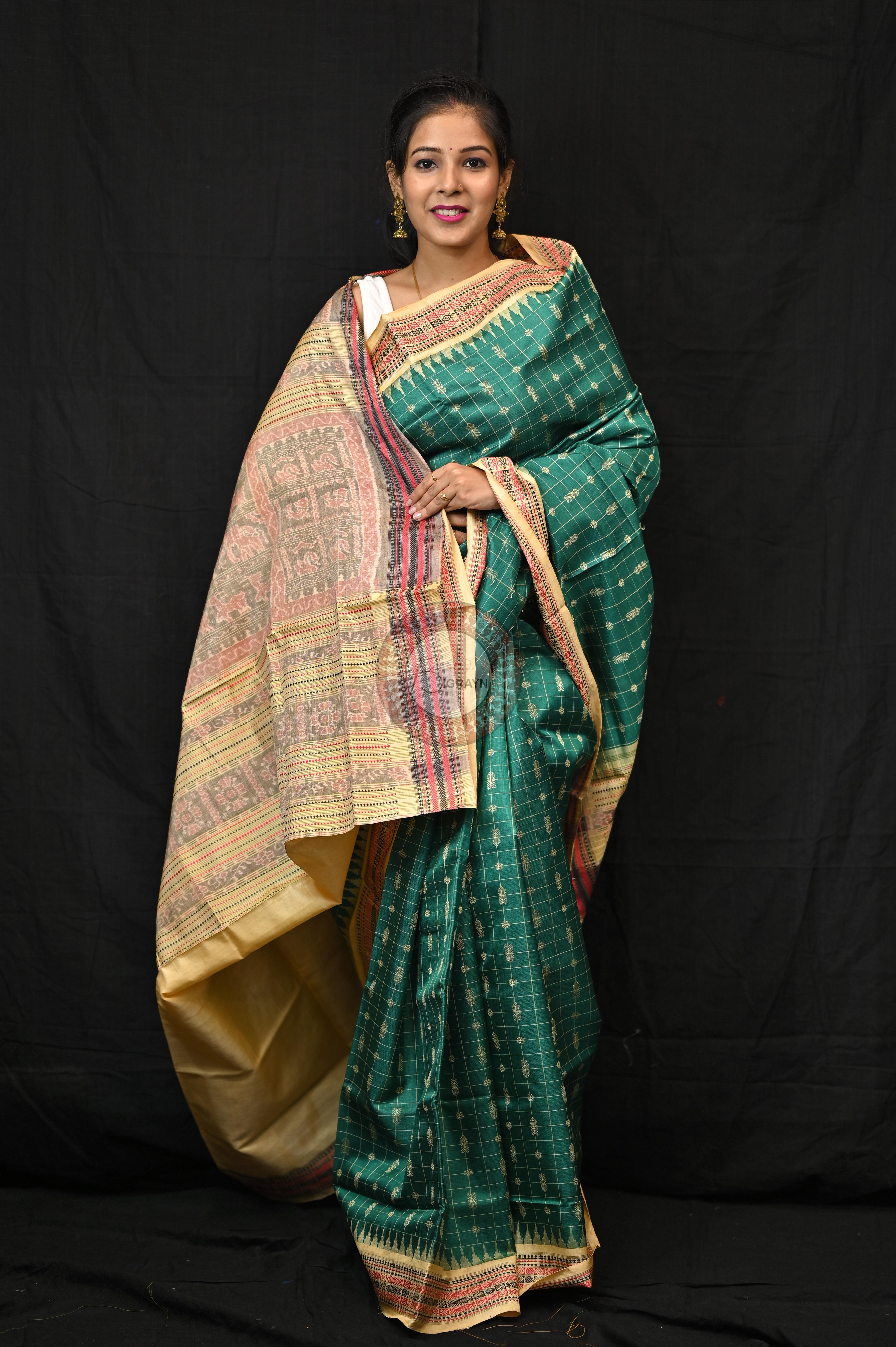 "Odisha Handloom Hazarbuti Bomkai Silk Saree with thousand buti motifs, intricate pallu design, and rich traditional craftsmanship"