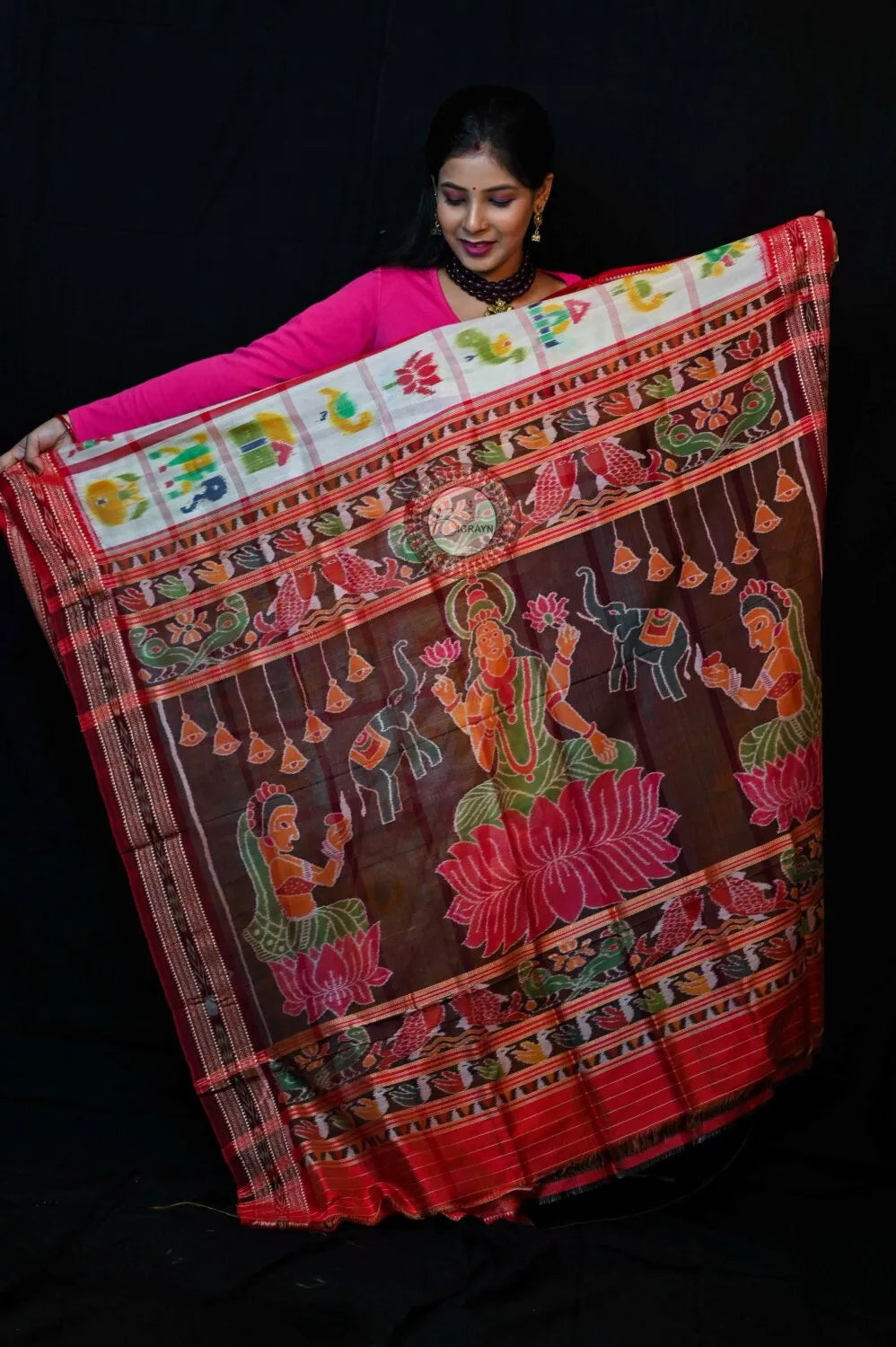 White Red Nabakothi Mahalaxmi Anchal Khandua Silk Saree