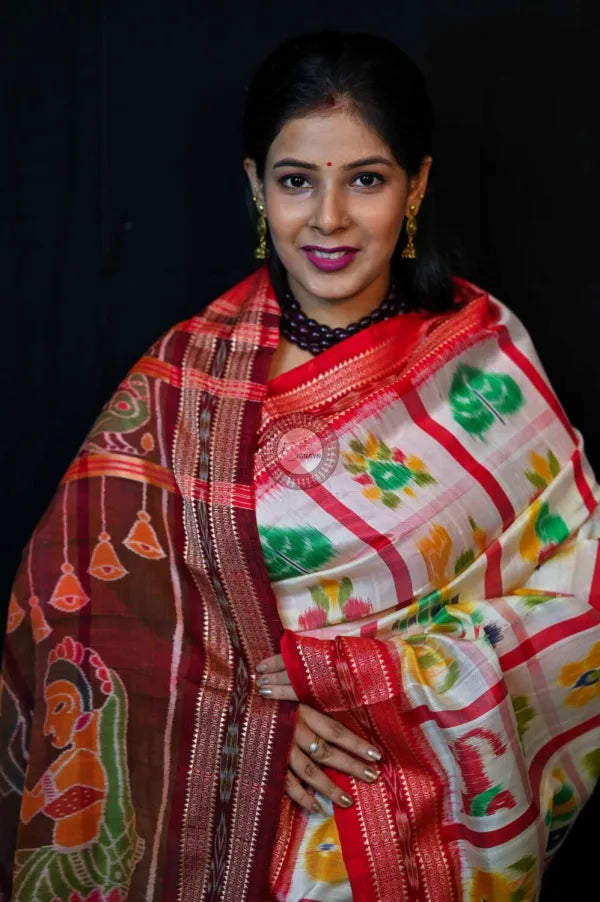 White Red Nabakothi Mahalaxmi Anchal Khandua Silk Saree