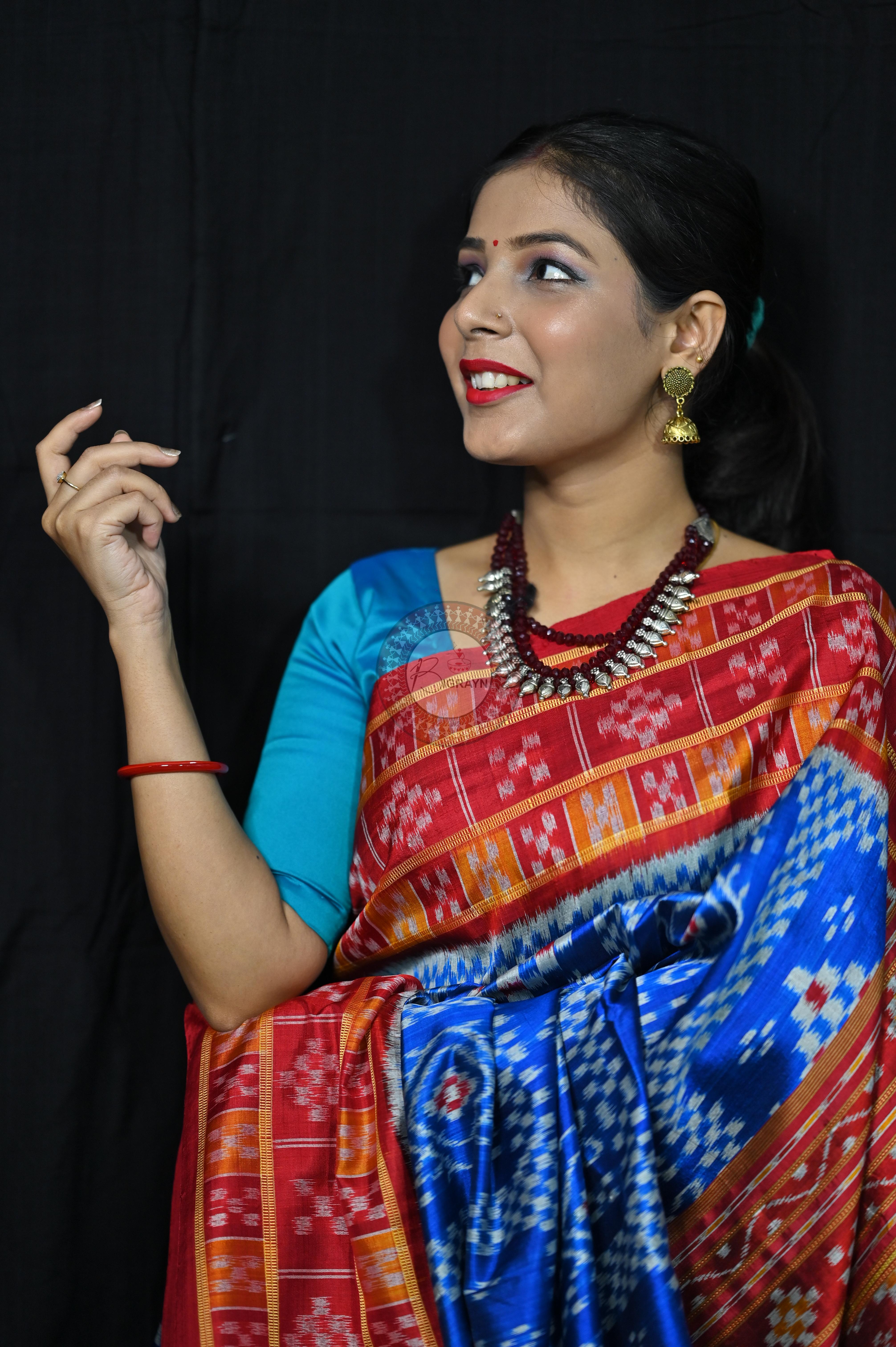 Blue Red 3D Border Pasapali Khandua Silk Saree