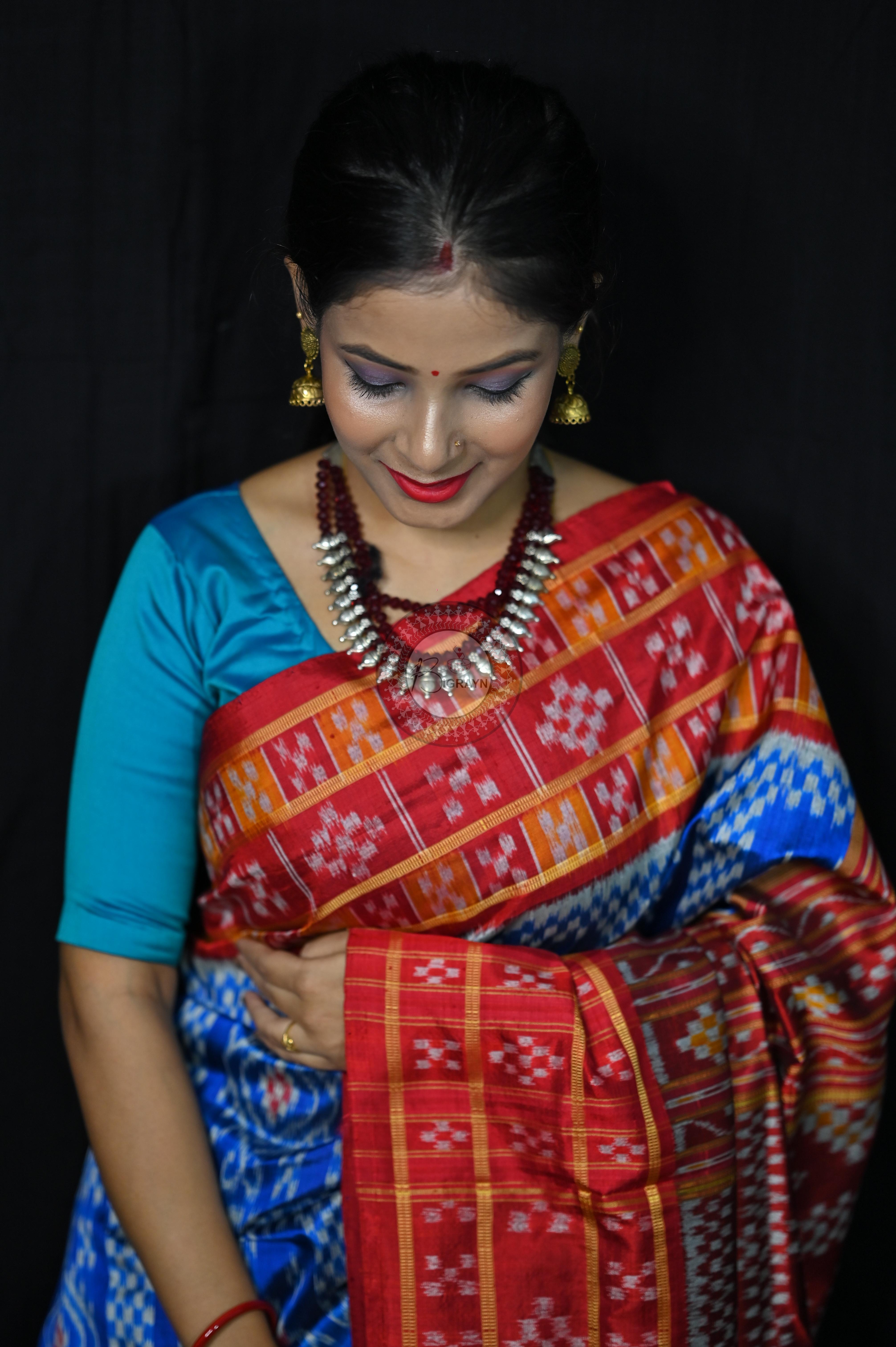 Blue Red 3D Border Pasapali Khandua Silk Saree