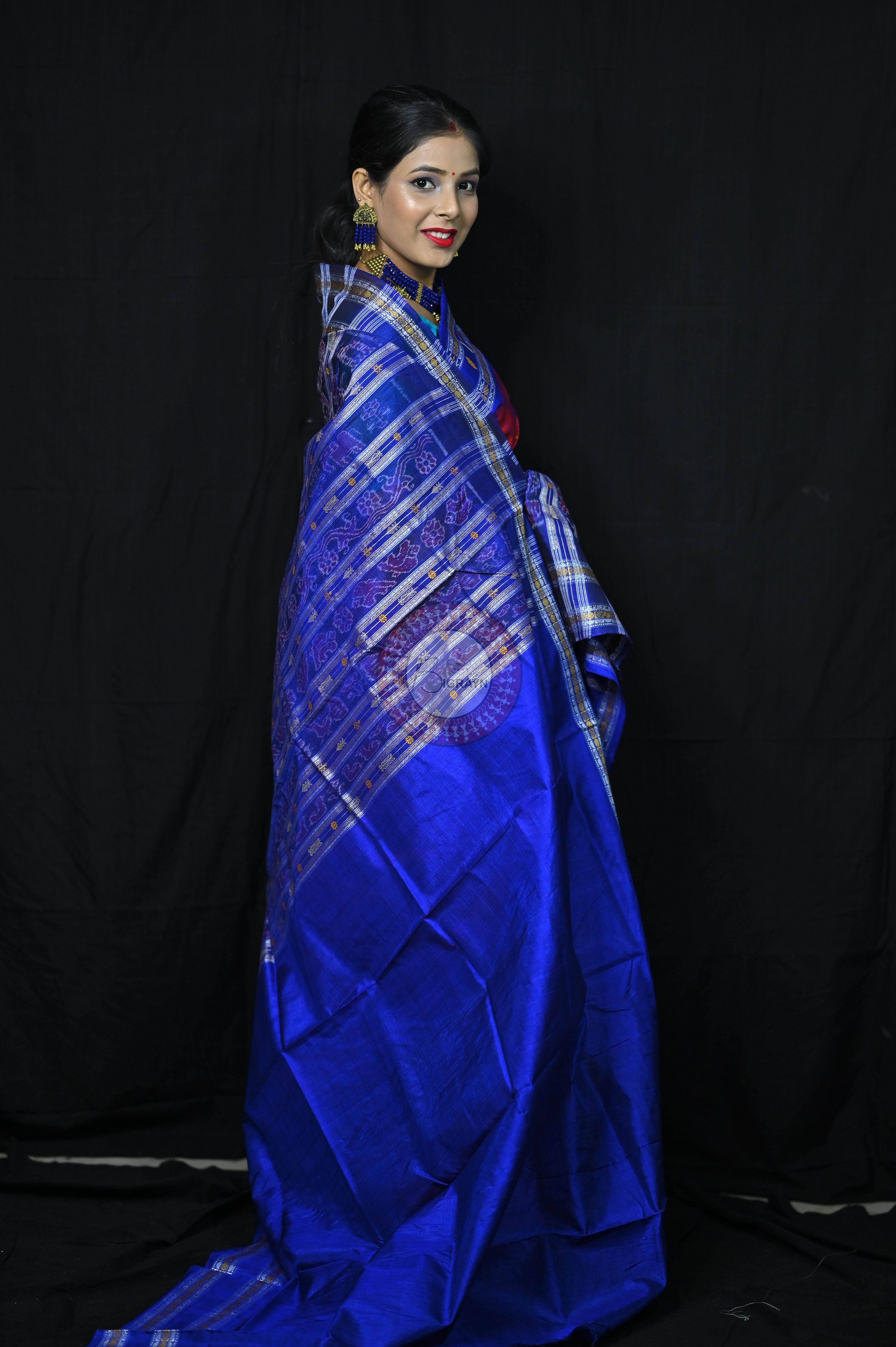 "Odisha Handloom Hazarbuti Bomkai Silk Saree with thousand buti motifs, intricate pallu design, and rich traditional craftsmanship"
