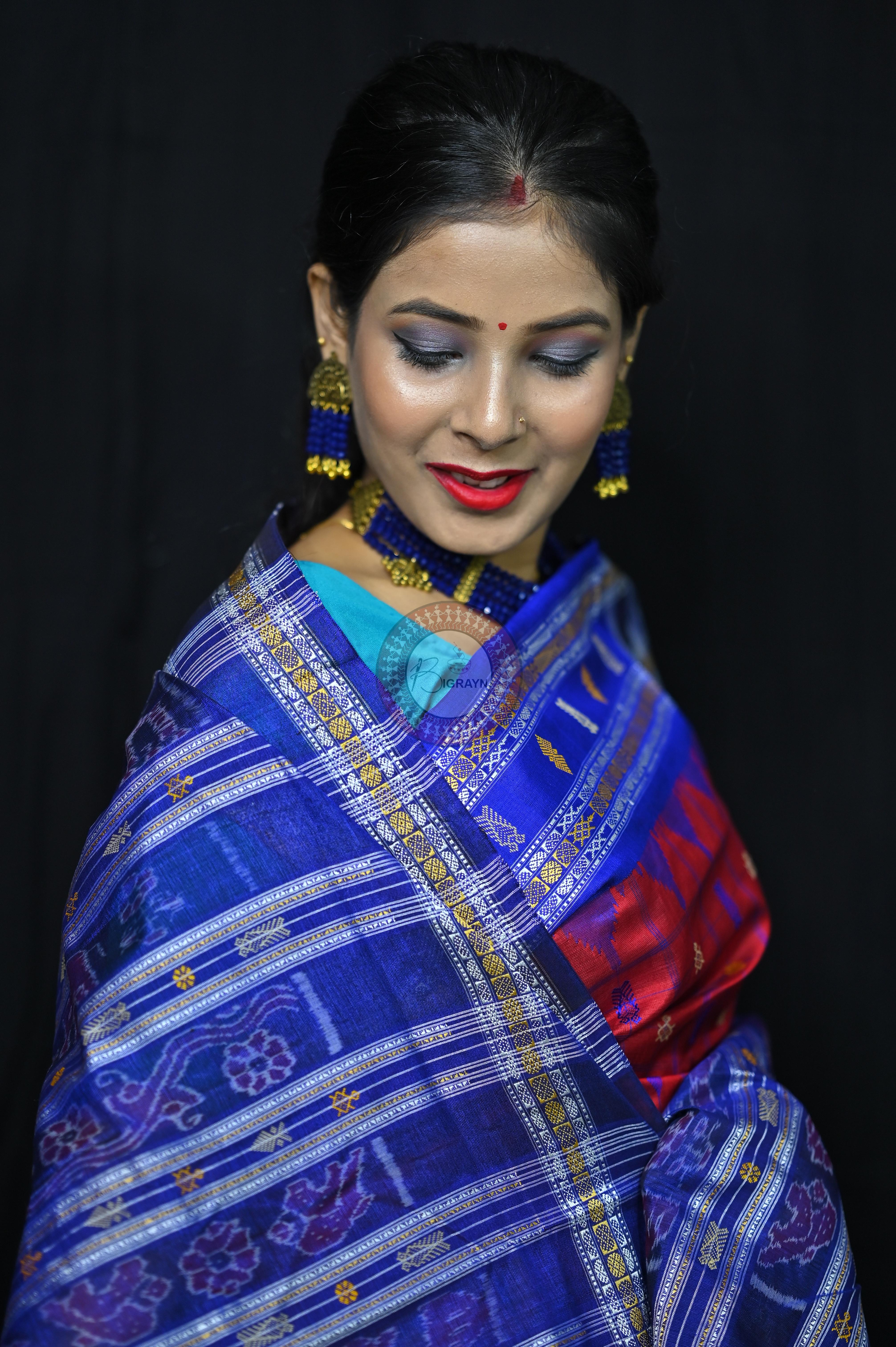 "Odisha Handloom Hazarbuti Bomkai Silk Saree with thousand buti motifs, intricate pallu design, and rich traditional craftsmanship"